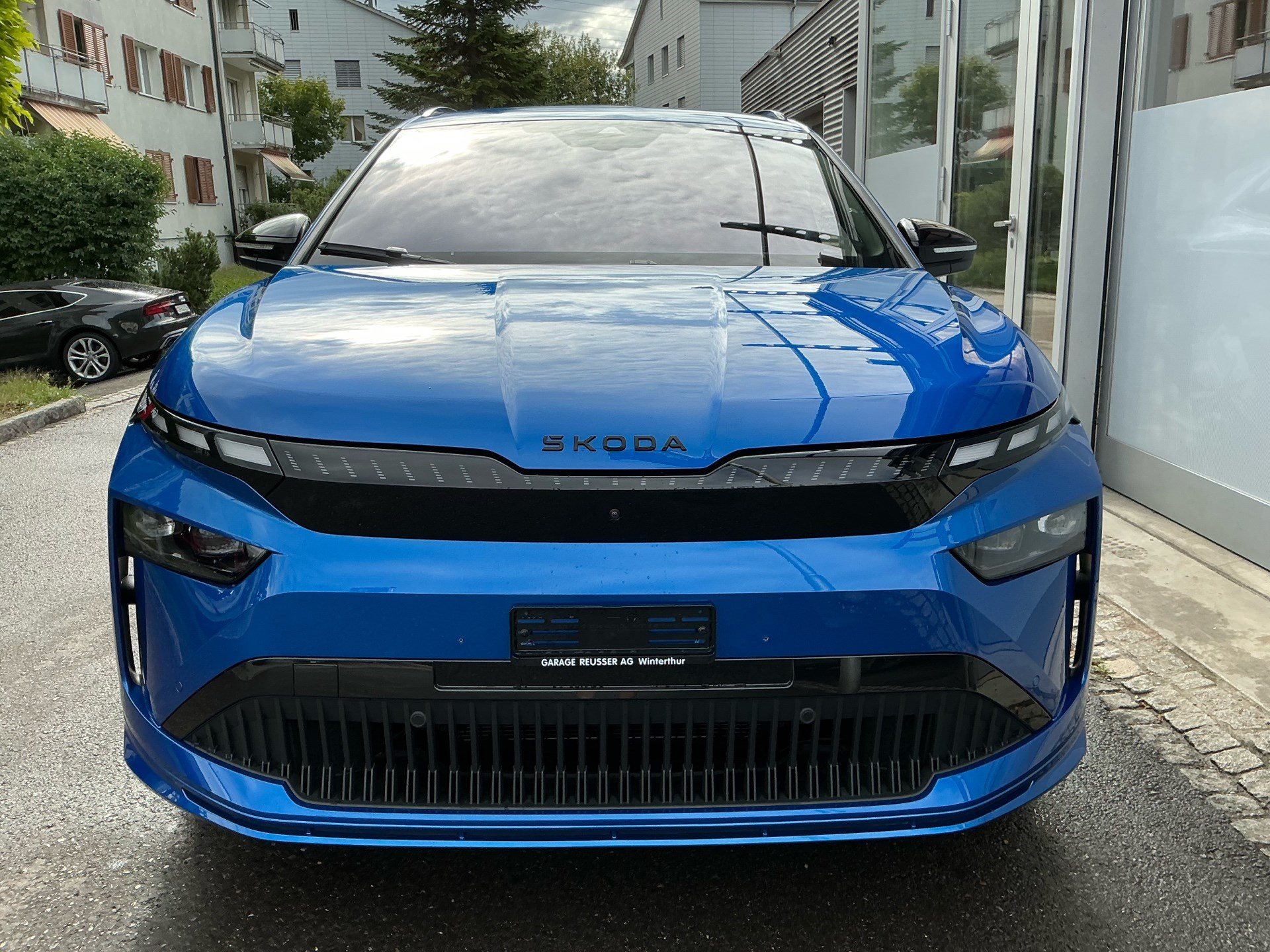 SKODA ENYAQ 85 x SPORTLINE *** ANHÄNGEKUPPLUNG & 5 JAHRE SKODA WERKSGARANTIE **-showroom-element-1