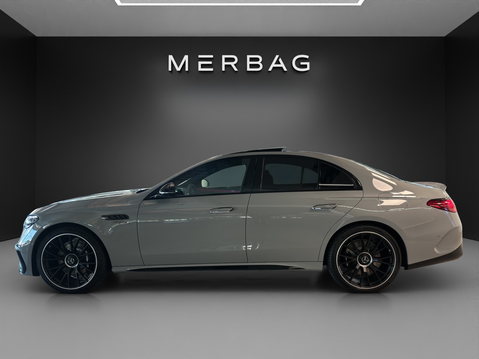 MERCEDES-BENZ E 53 AMG Hybrid 4Matic+-image-2