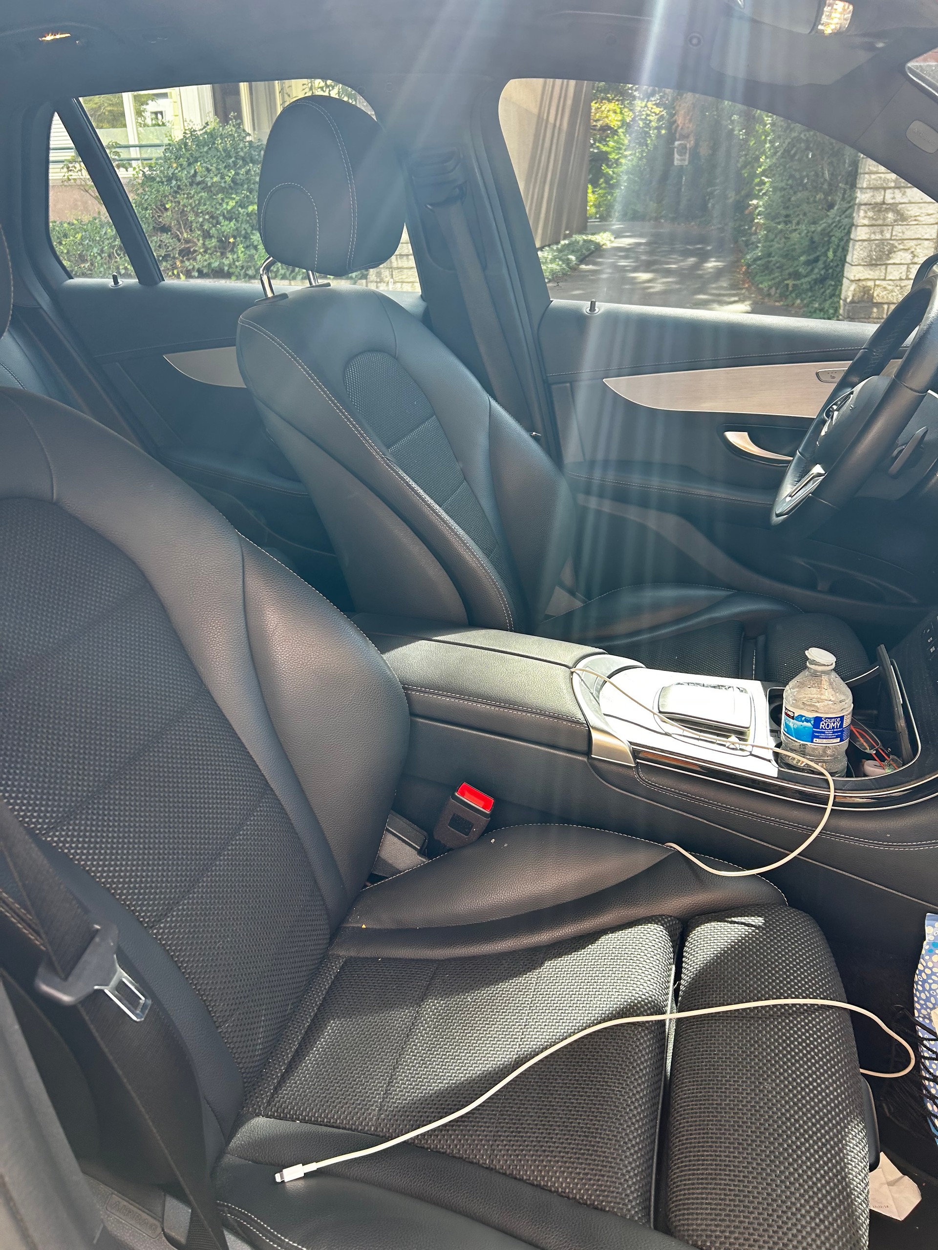 MERCEDES-BENZ GLC220d-image-3