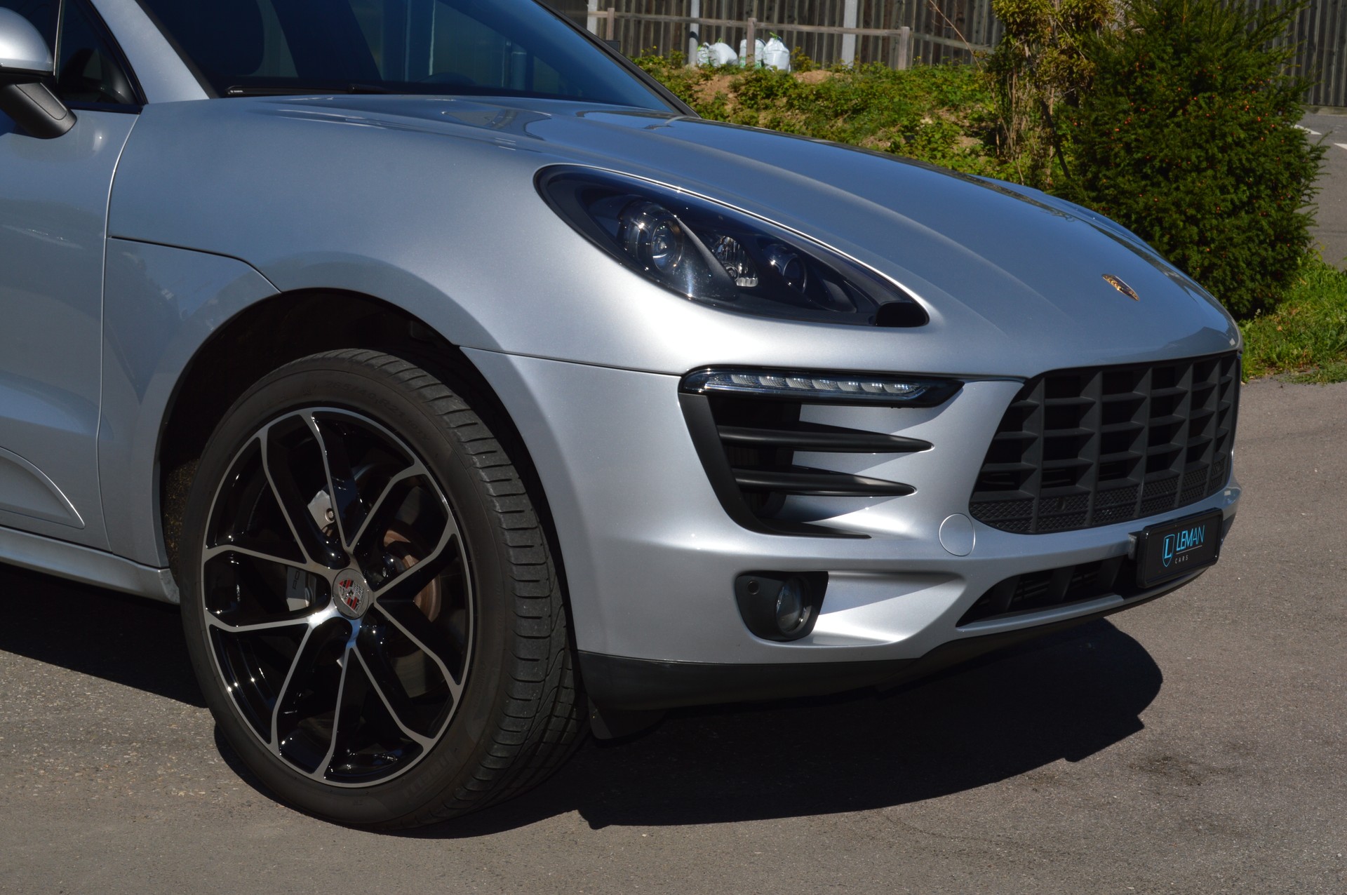 PORSCHE Macan S PDK-showroom-element-3