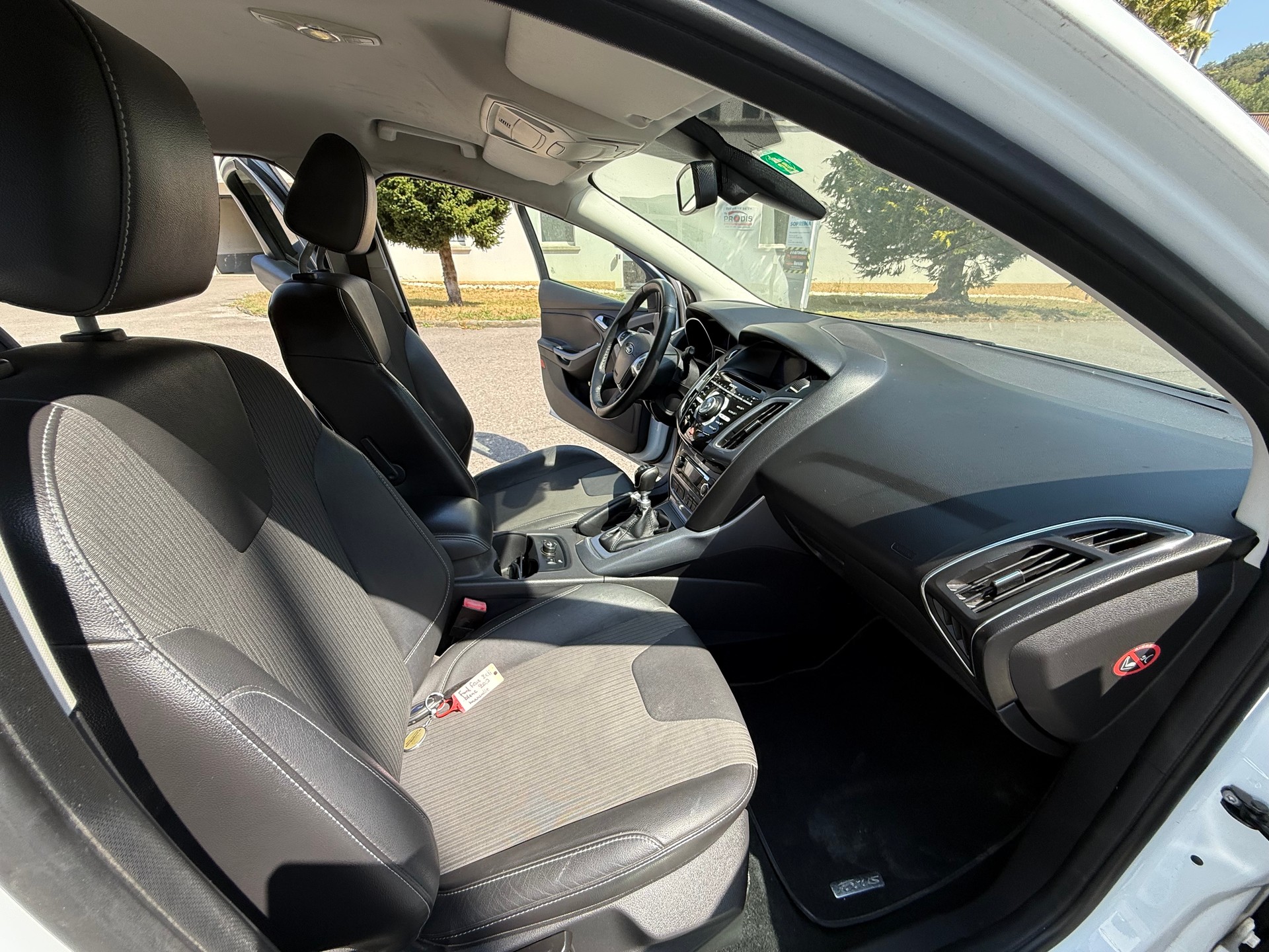 FORD Focus 1.6 TDCi Trend-image-12