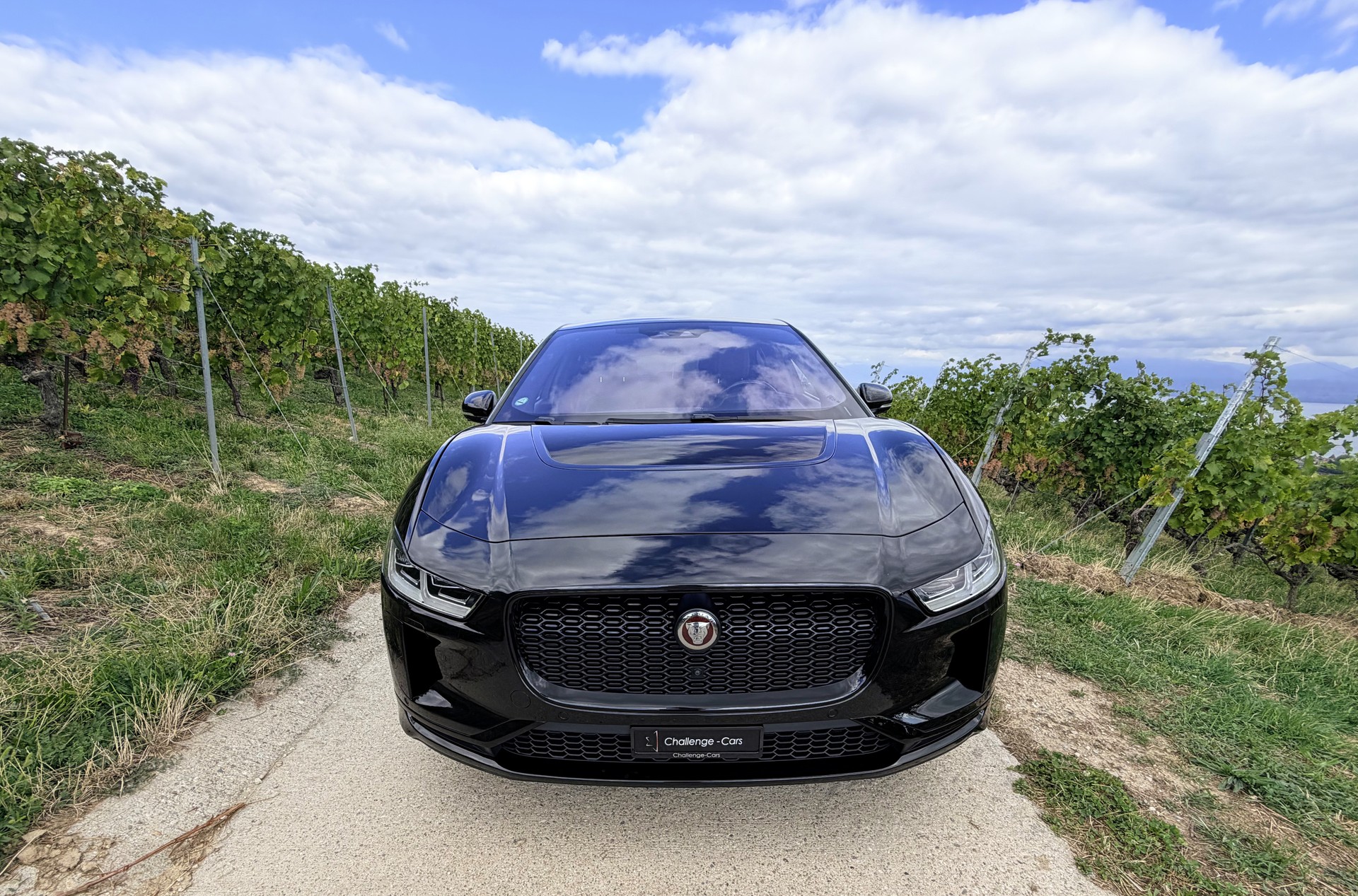 JAGUAR I-Pace EV400 HSE Black AWD-showroom-element-2