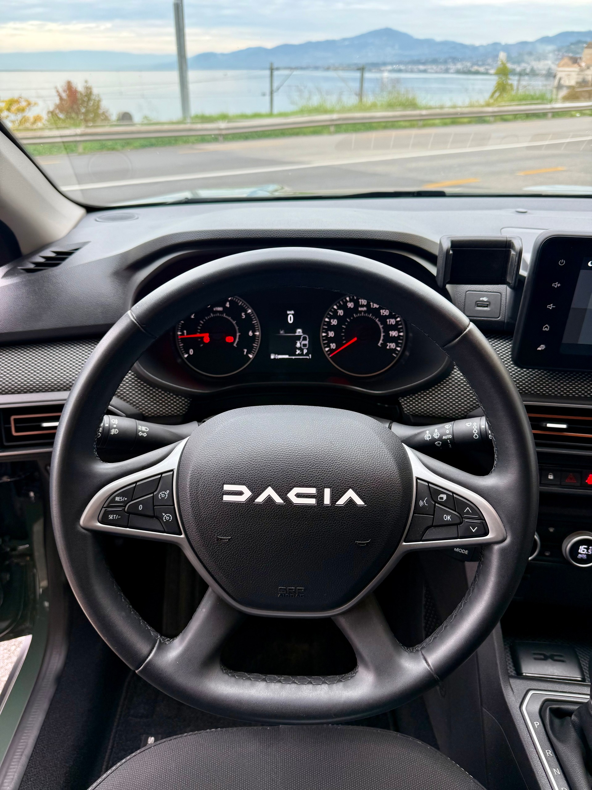 DACIA Sandero Stepway TCe 90 Extreme+ CVT-image-13