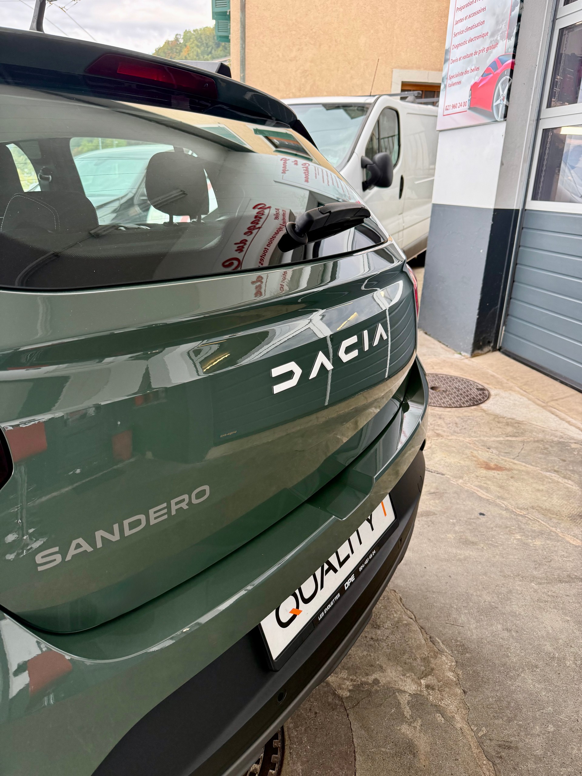 DACIA Sandero Stepway TCe 90 Extreme+ CVT-image-6