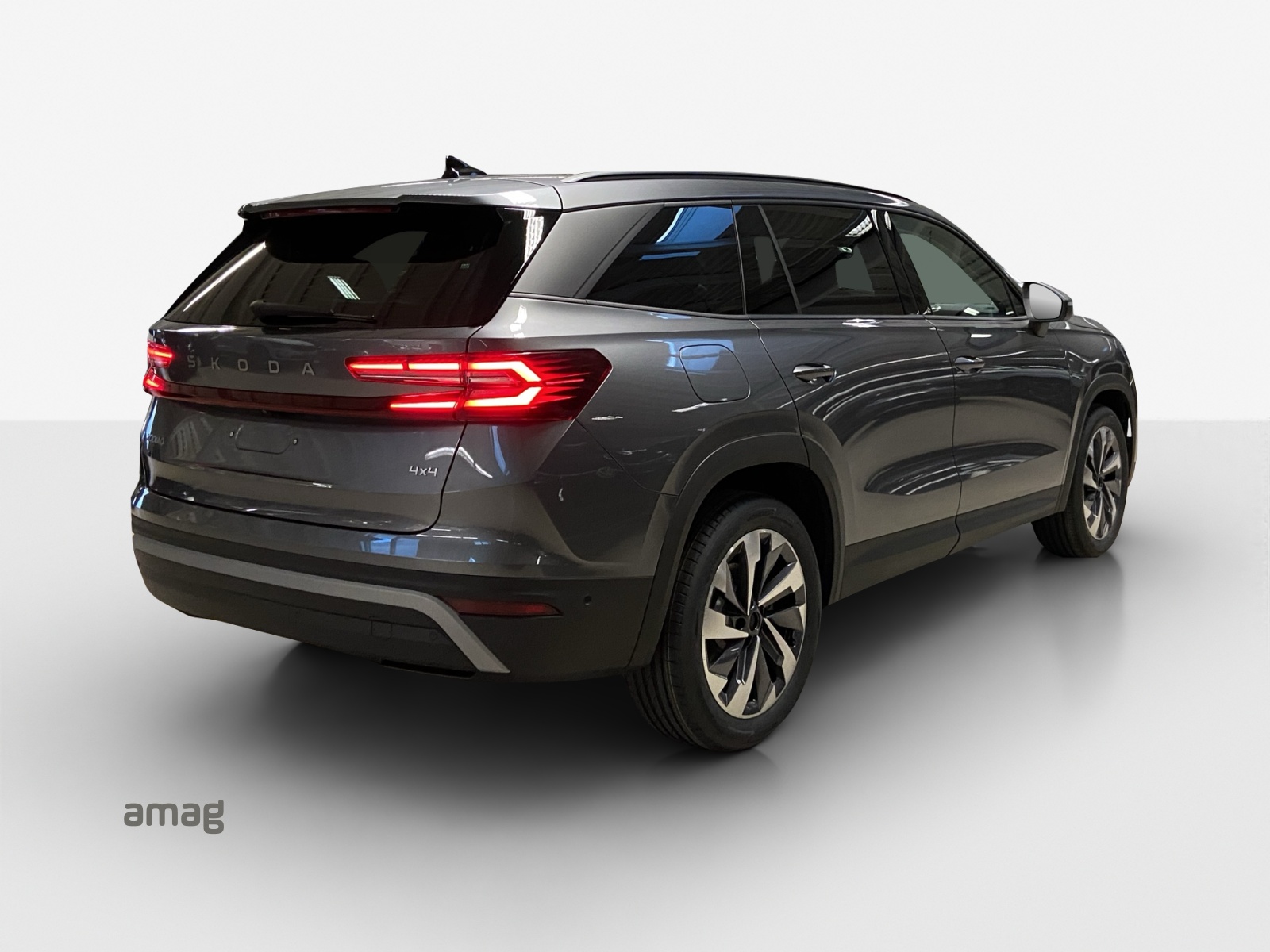 SKODA Kodiaq Dynamic 2.0TSI 204PS 7DSG 4x4-image-4