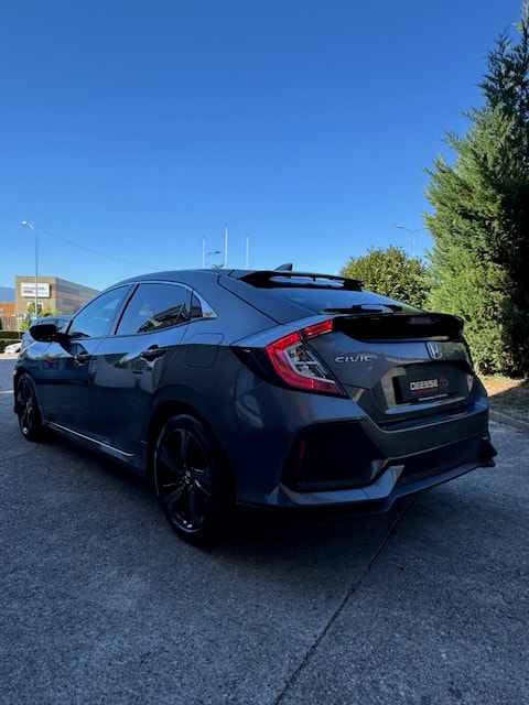 HONDA Civic 1.0 VTEC Executive CVT-showroom-element-2