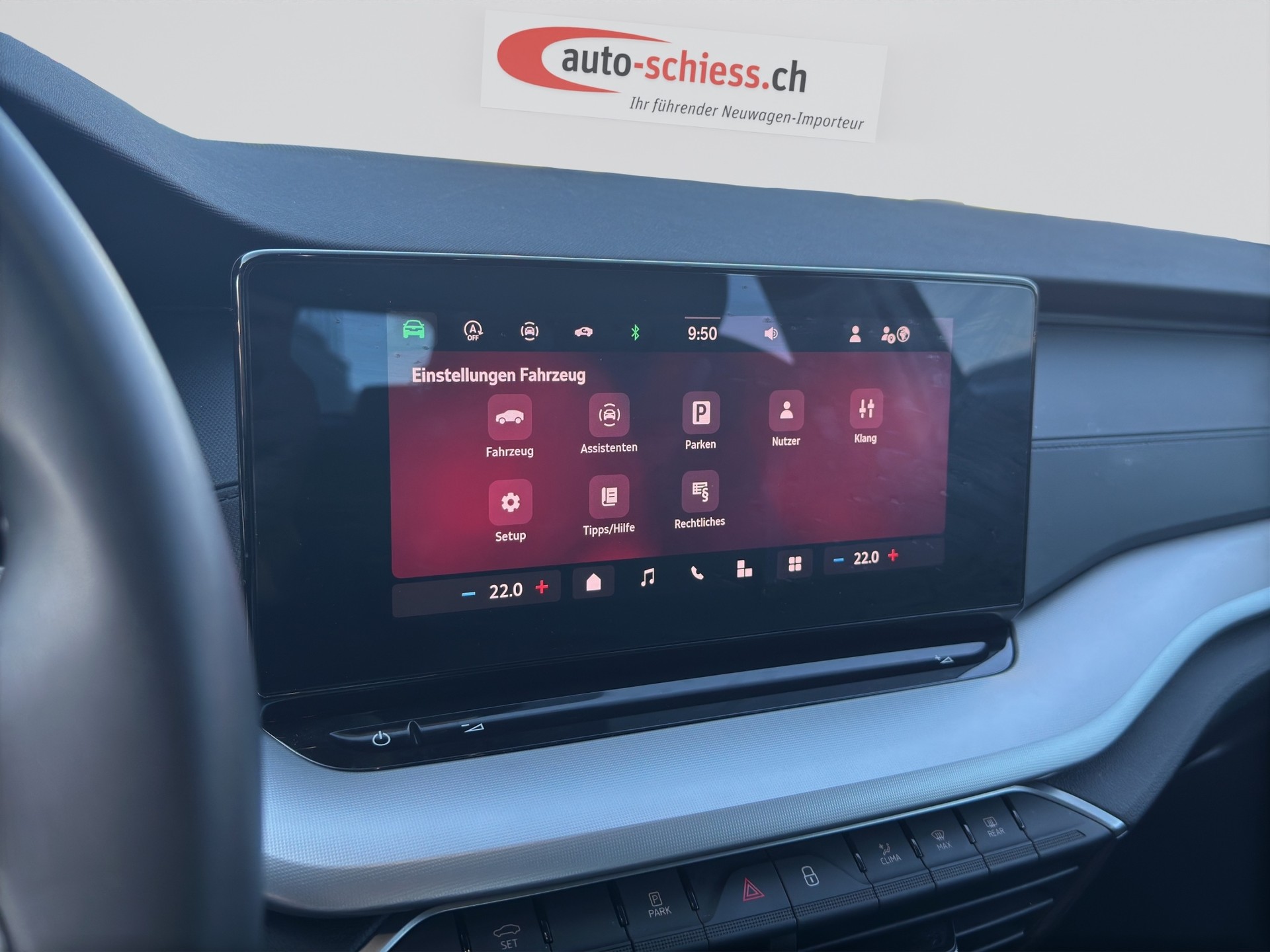SKODA OCTAVIA-image-11