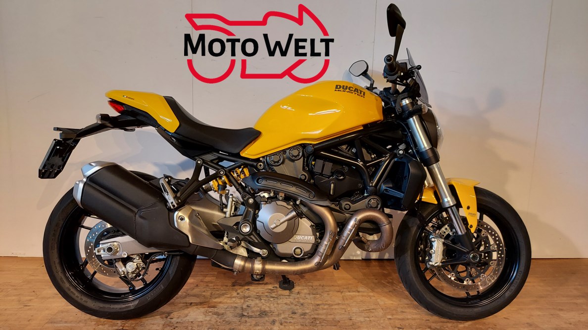 DUCATI Monster 821