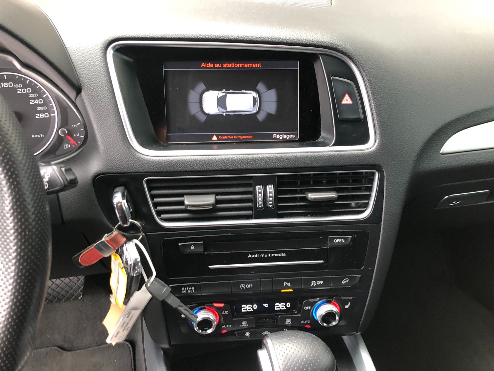 AUDI Q5 2.0 TDI quattro S-tronic S-Line-image-13