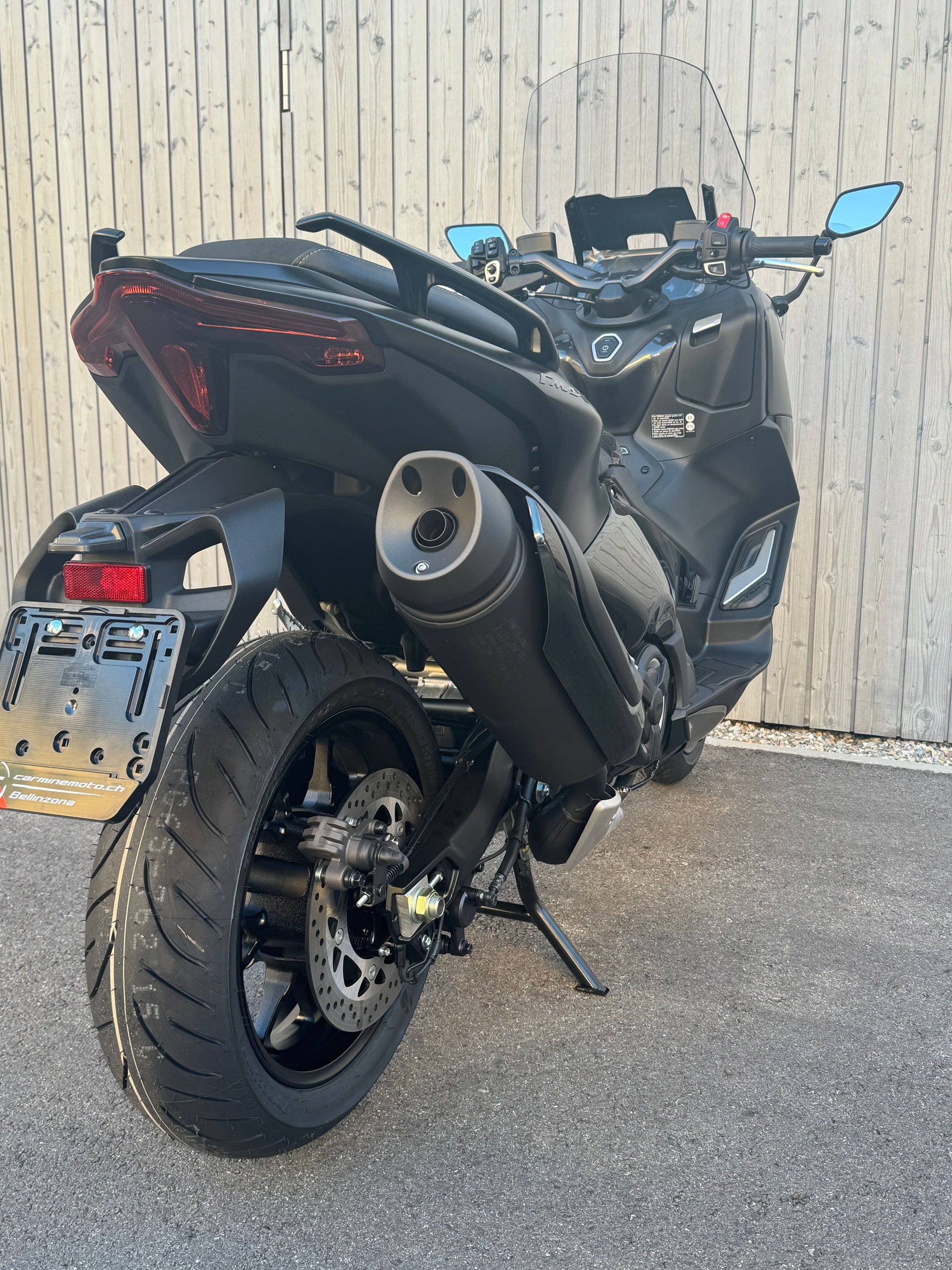 YAMAHA T-MAX Tech-Max XP 560-image-4