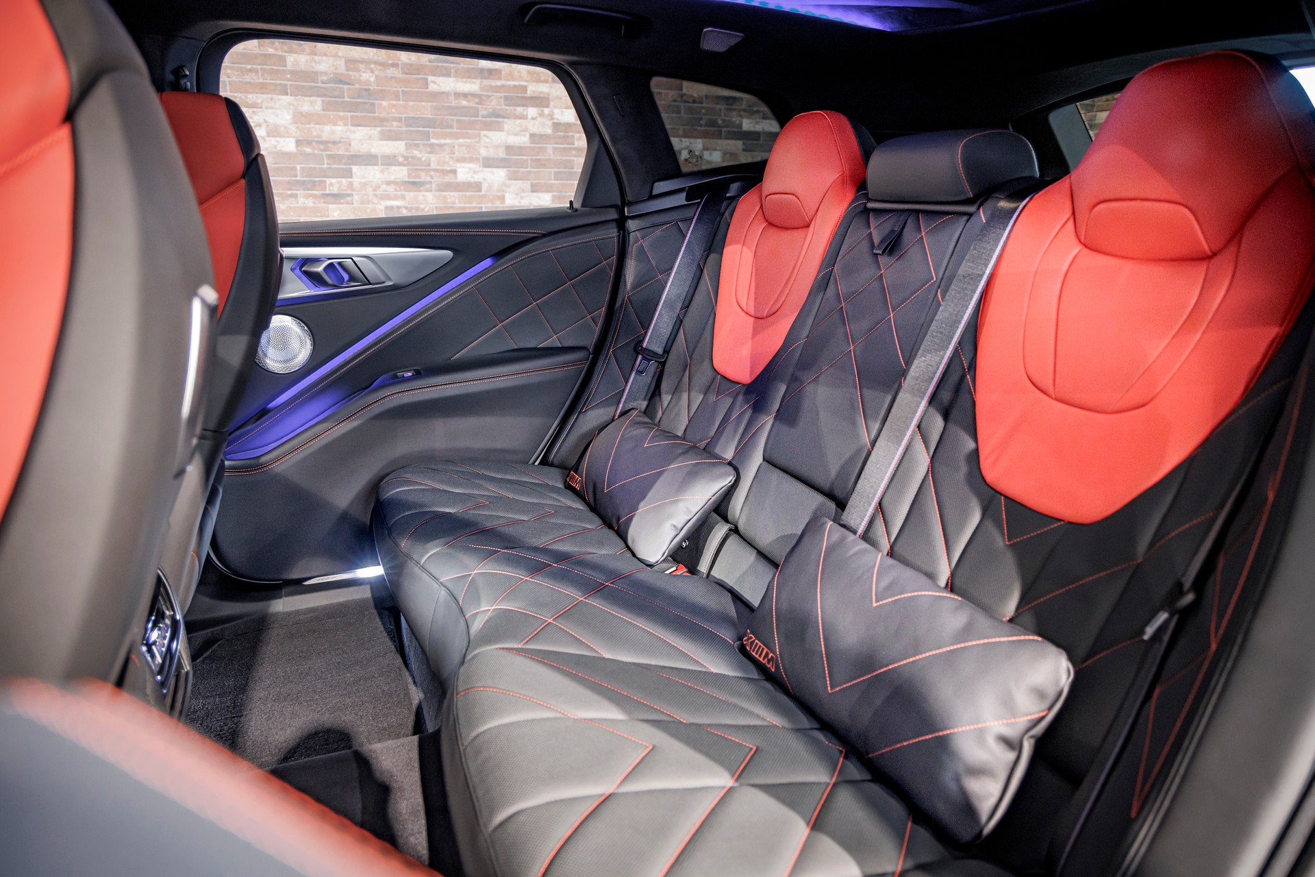 BMW XM xDrive PHEV Steptronic Label-image-9