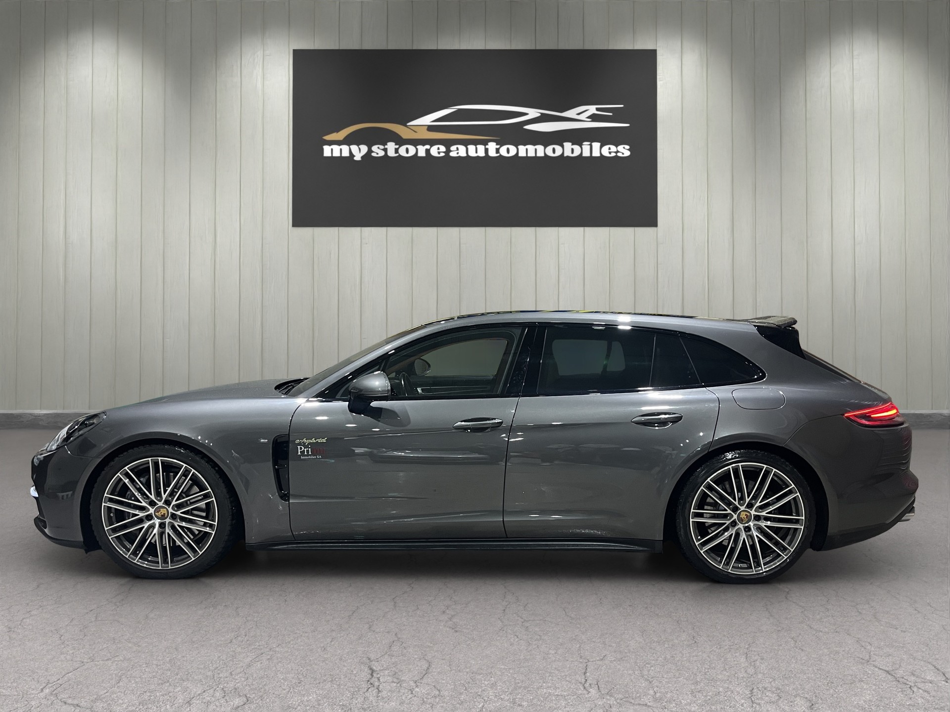 PORSCHE Panamera 4 E-Hybrid Sport Turismo PDK-image-4