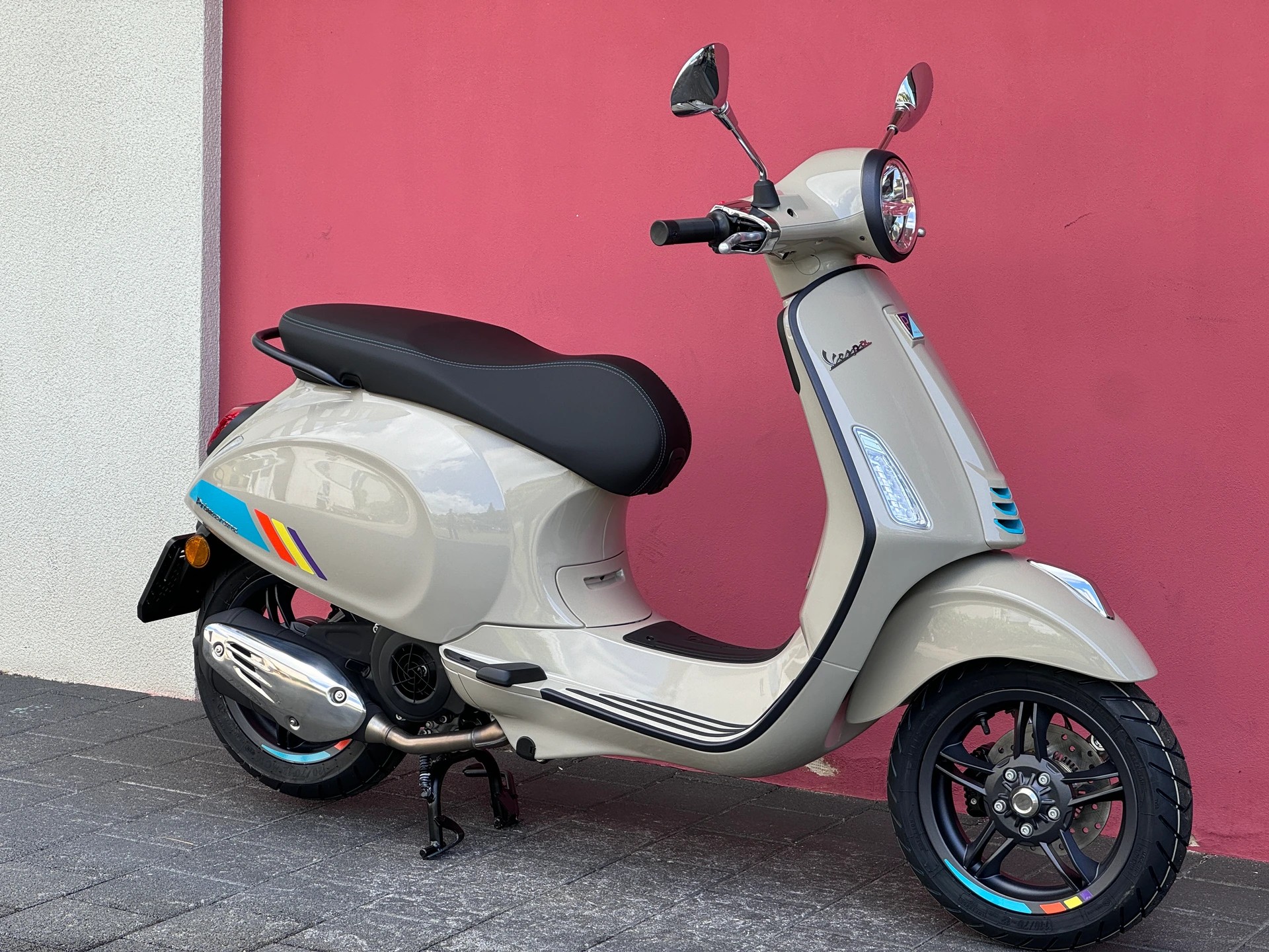 PIAGGIO Vespa 125 Primavera Sport ABS-image-1