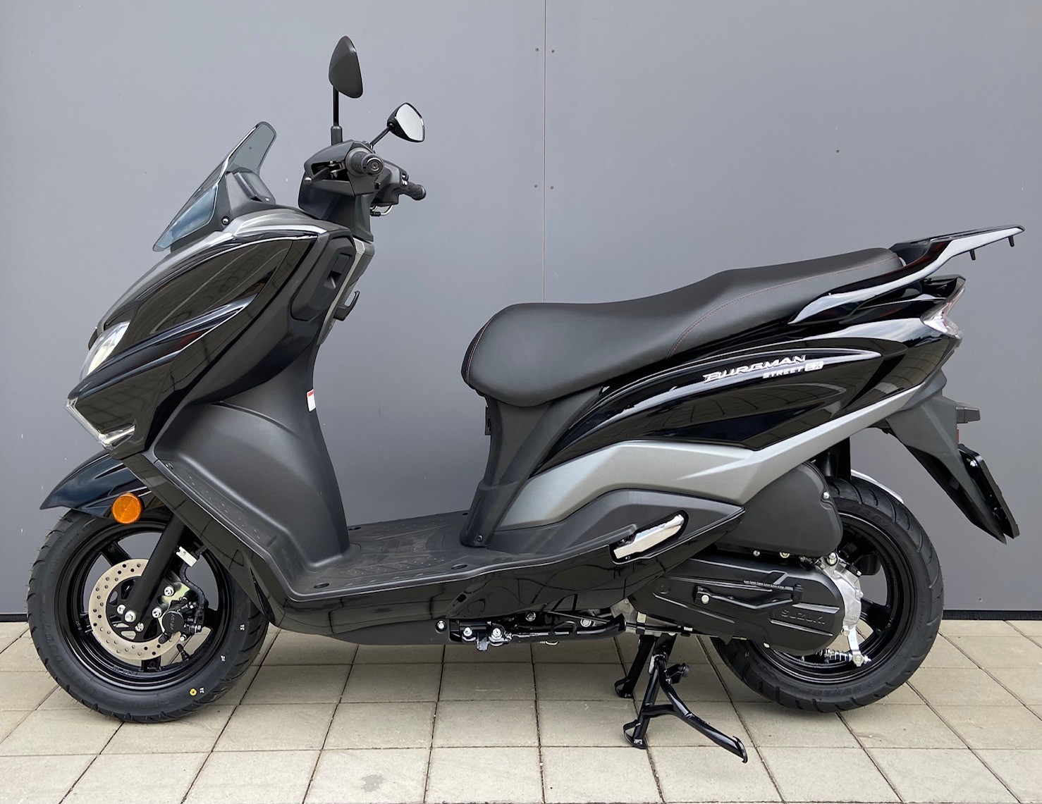SUZUKI Street-image-2