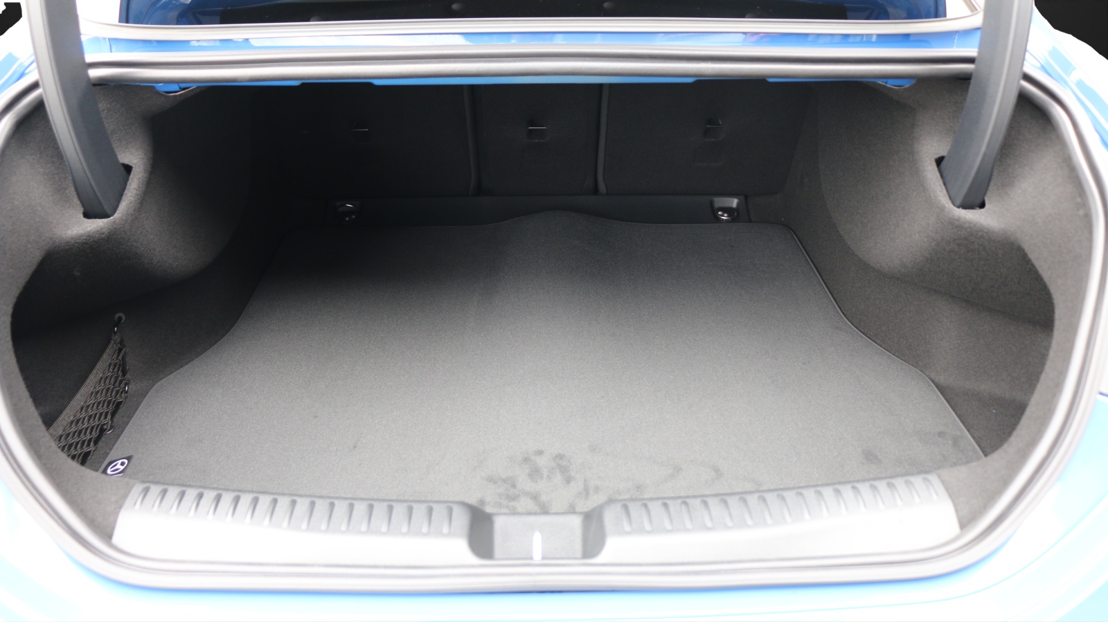 MERCEDES-BENZ CLA 350 4Matic 85 kWh With EQ-image-11