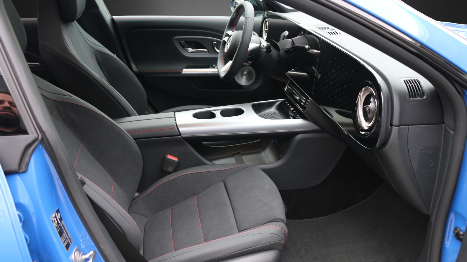 MERCEDES-BENZ CLA 350 4Matic 85 kWh With EQ-image-12