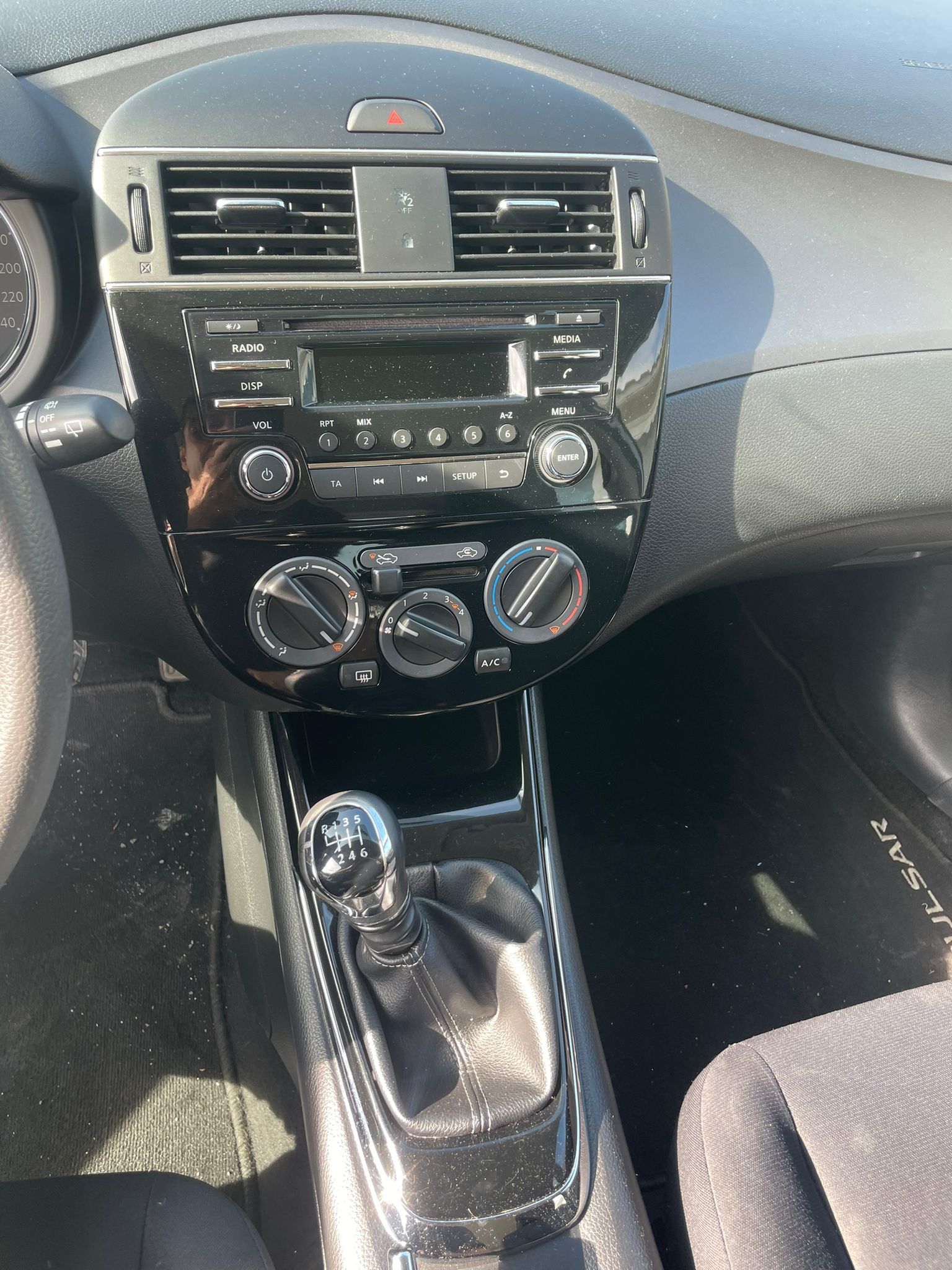 NISSAN Pulsar 1.2 DIG-T-image-3