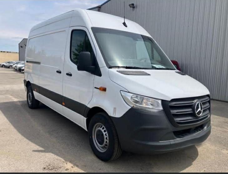 MERCEDES-BENZ eSprinter 312 47kWh Standard-image-1