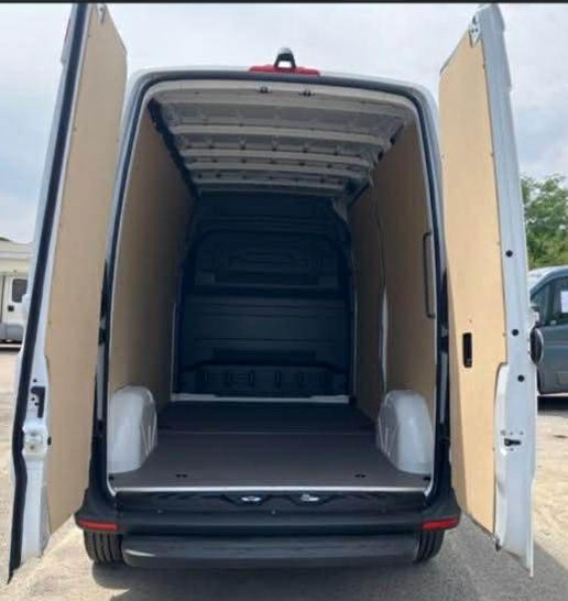 MERCEDES-BENZ eSprinter 312 47kWh Standard-image-4