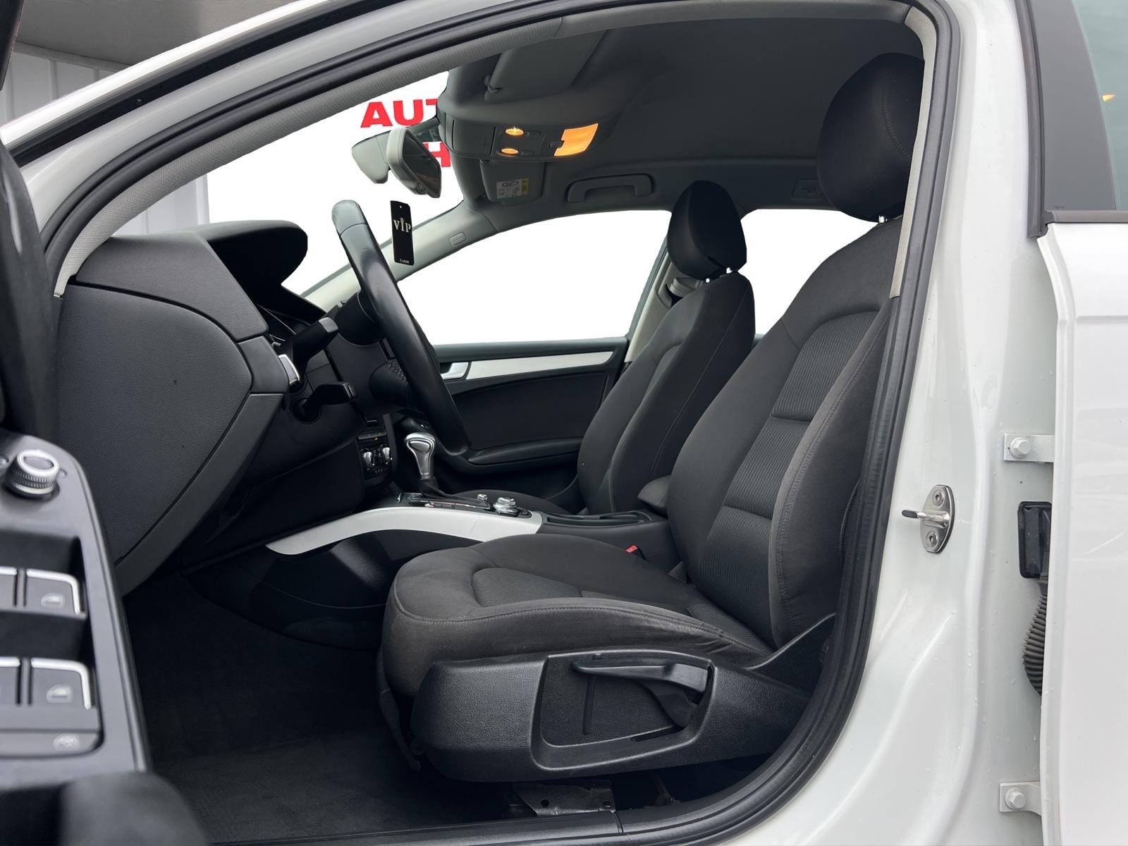 AUDI A4 Avant 2.0 TDI Attraction multitronic-image-7
