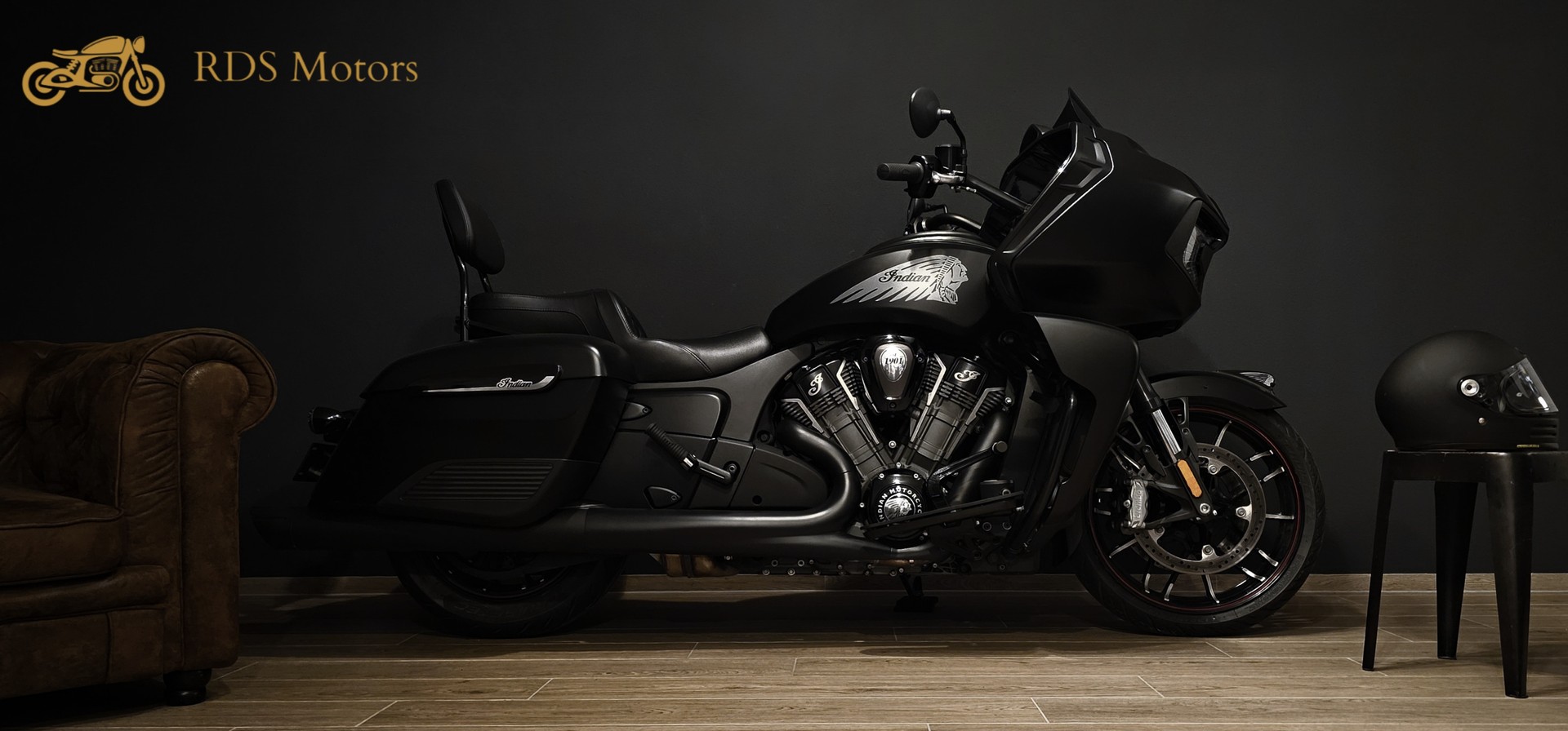 INDIAN Challenger Dark Horse