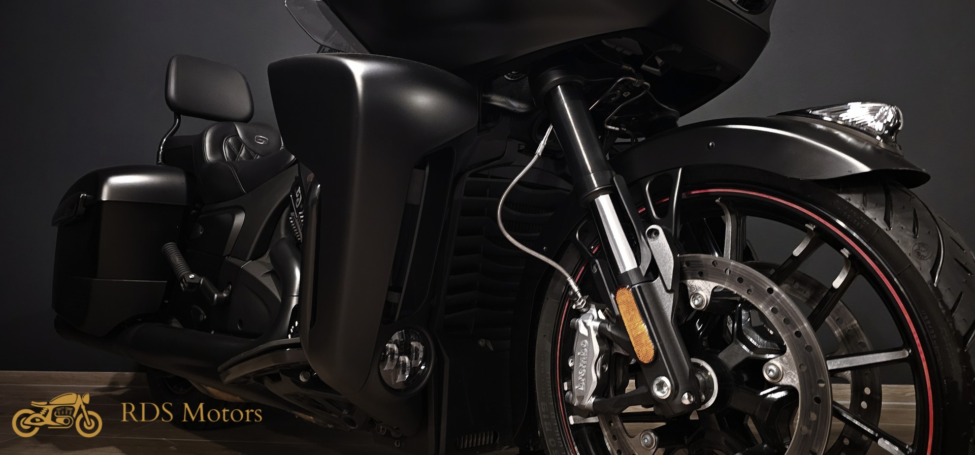 INDIAN Challenger Dark Horse-image-12