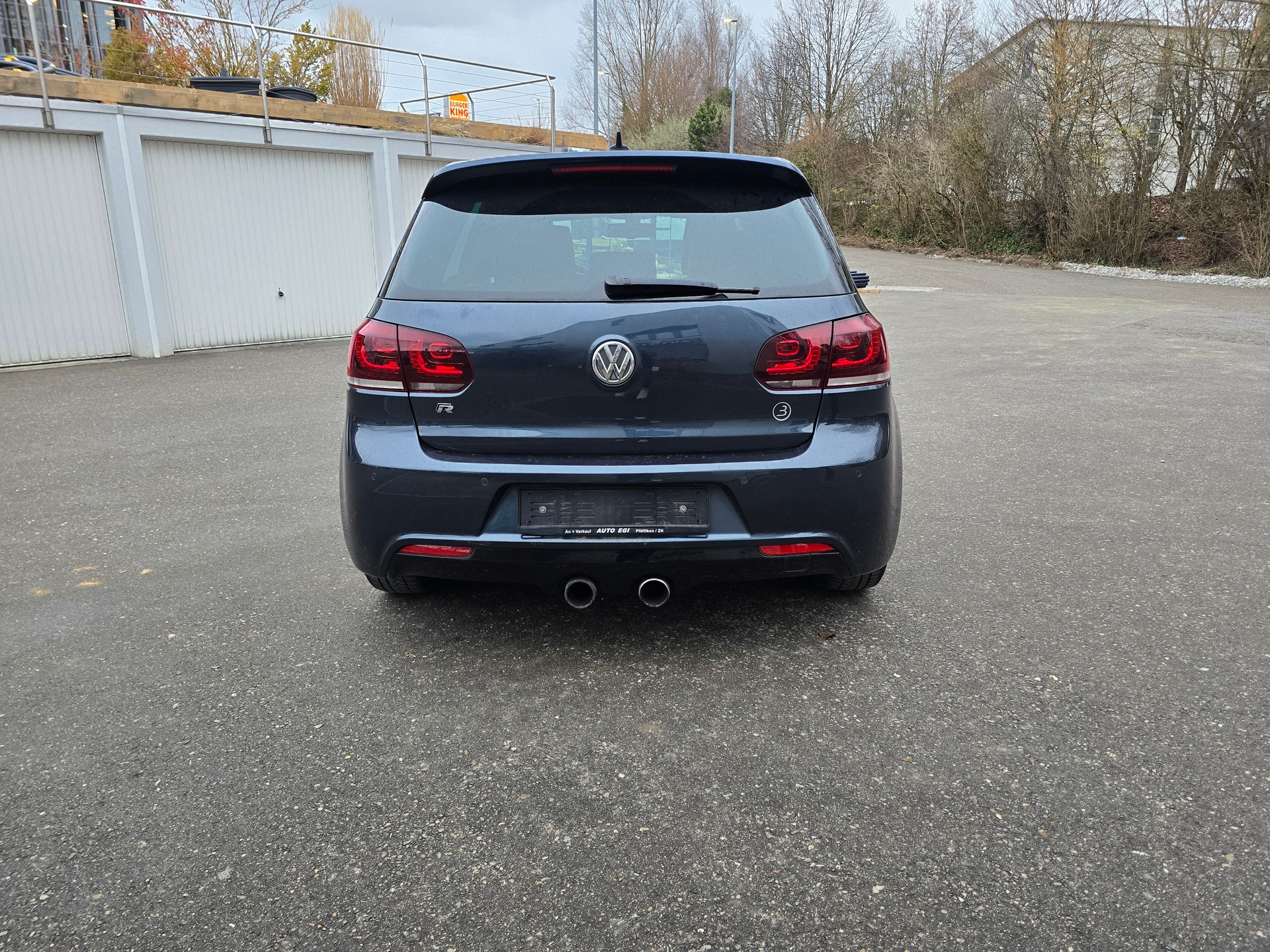 VW Golf 2.0 TSI R 4Motion DSG-image-5