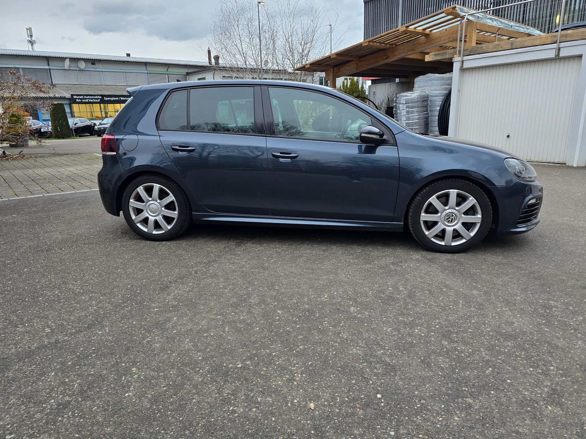 VW Golf 2.0 TSI R 4Motion DSG-image-3