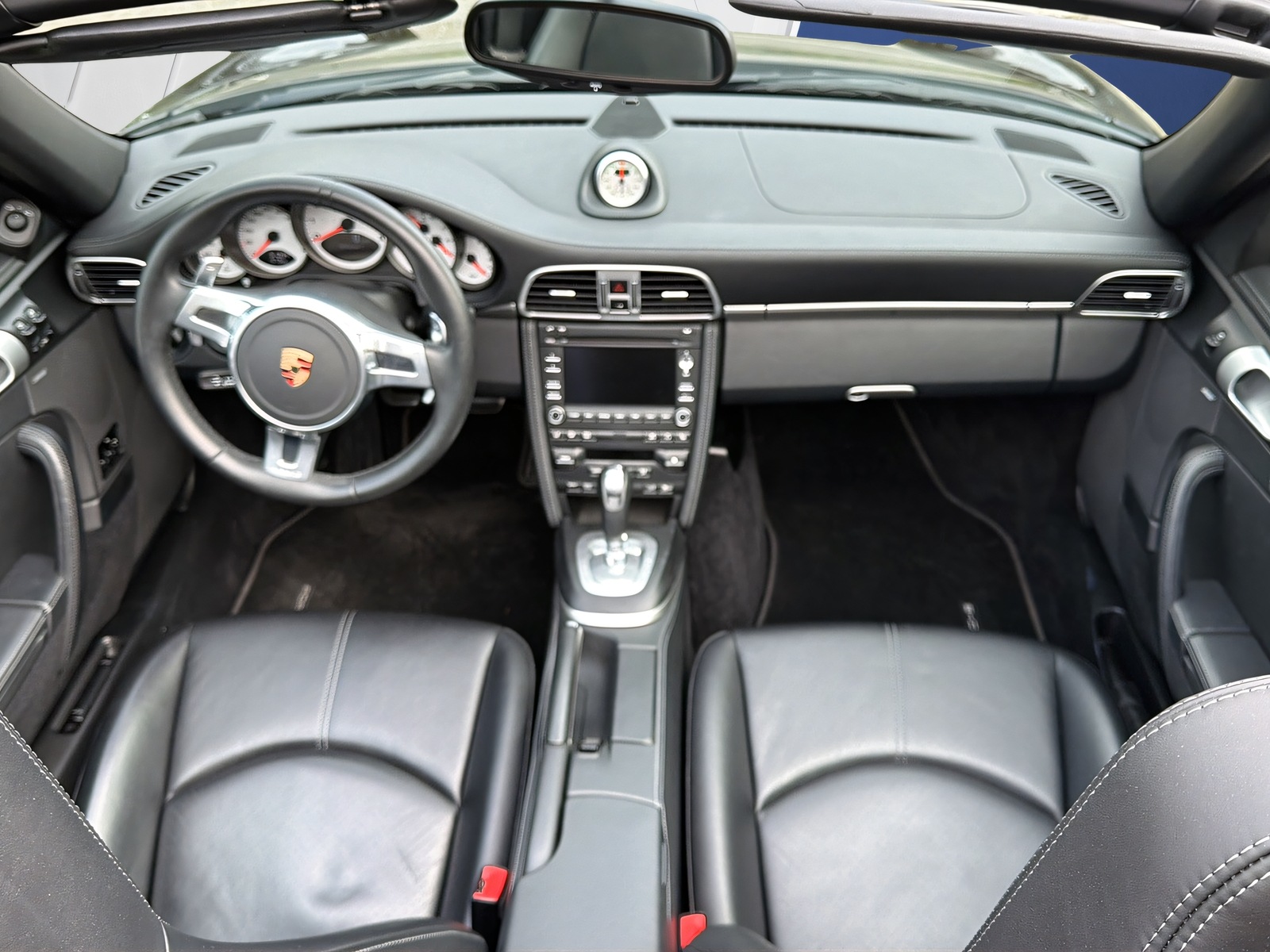 PORSCHE 911 Cabrio Turbo S PDK-image-9
