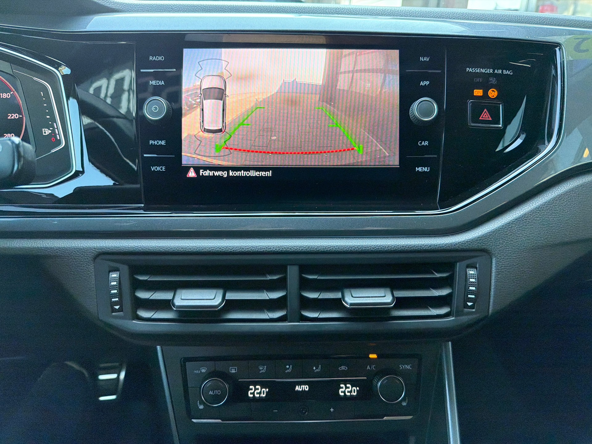 VW Polo 2.0 TSI GTI DSG-image-11