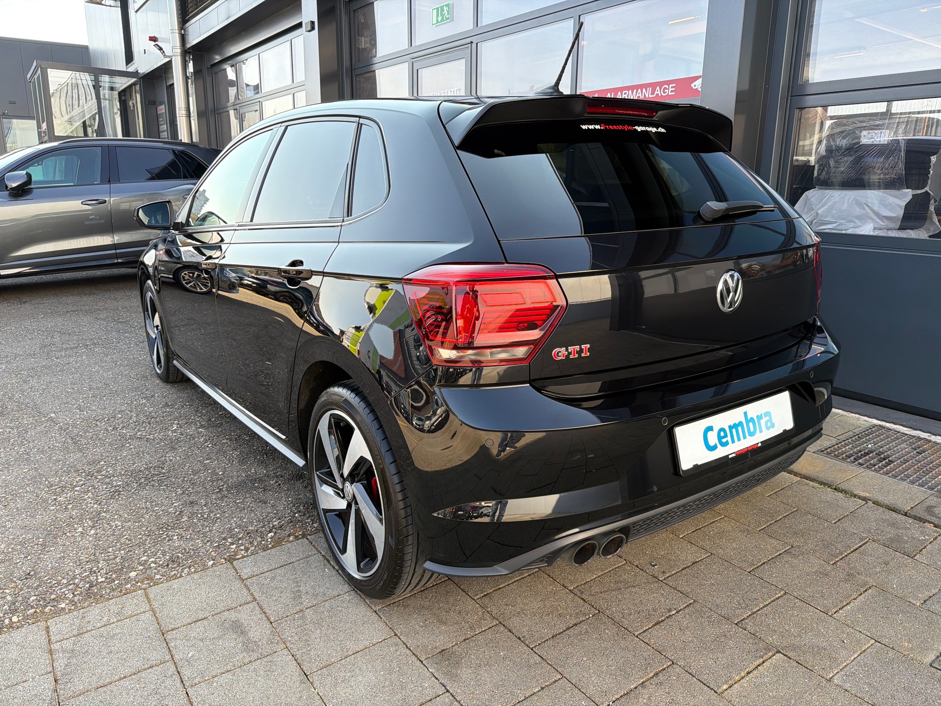 VW Polo 2.0 TSI GTI DSG-showroom-element-3