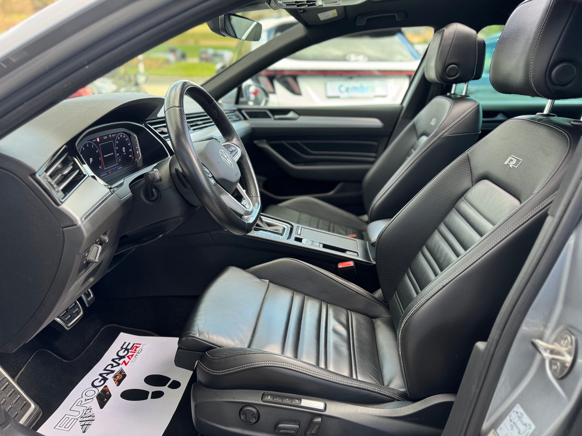 VW Passat Variant 2.0 TSI R-Line 4Motion DSG-showroom-element-1