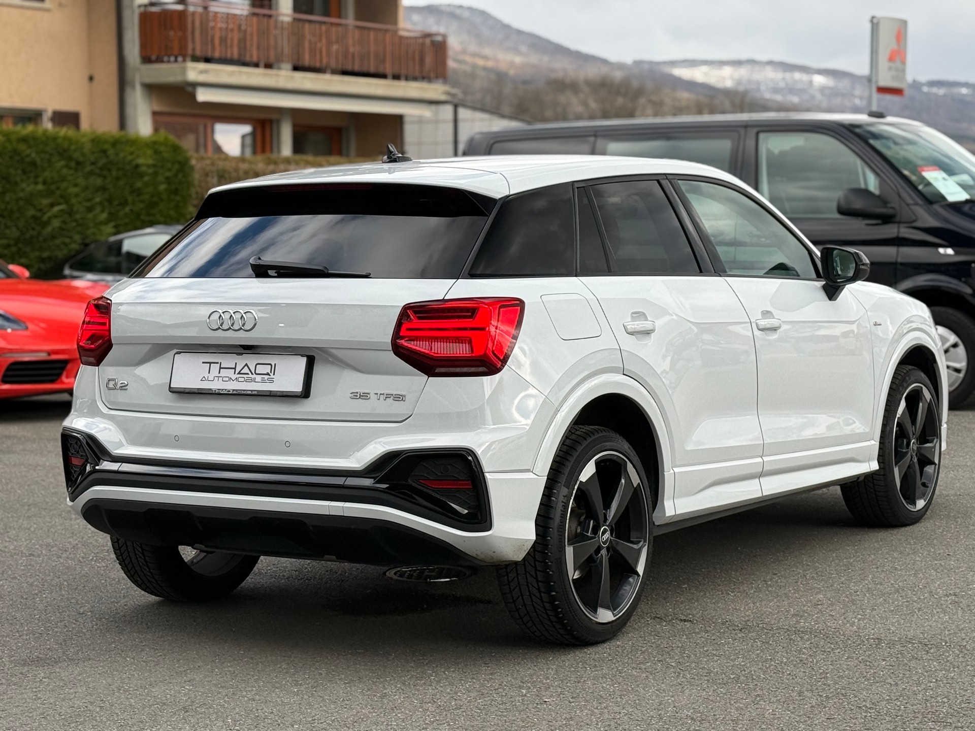 AUDI Q2 35 TFSI S line S-tronic-image-8