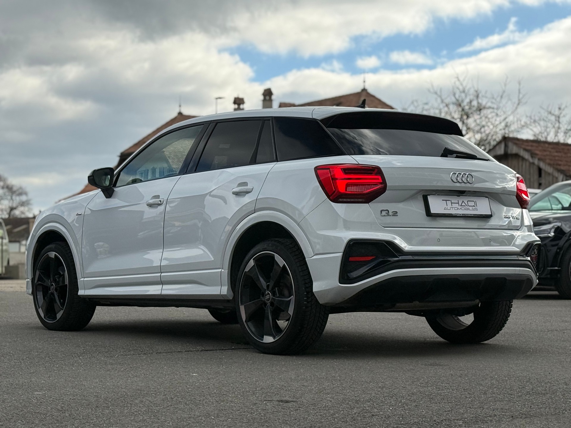 AUDI Q2 35 TFSI S line S-tronic-image-7