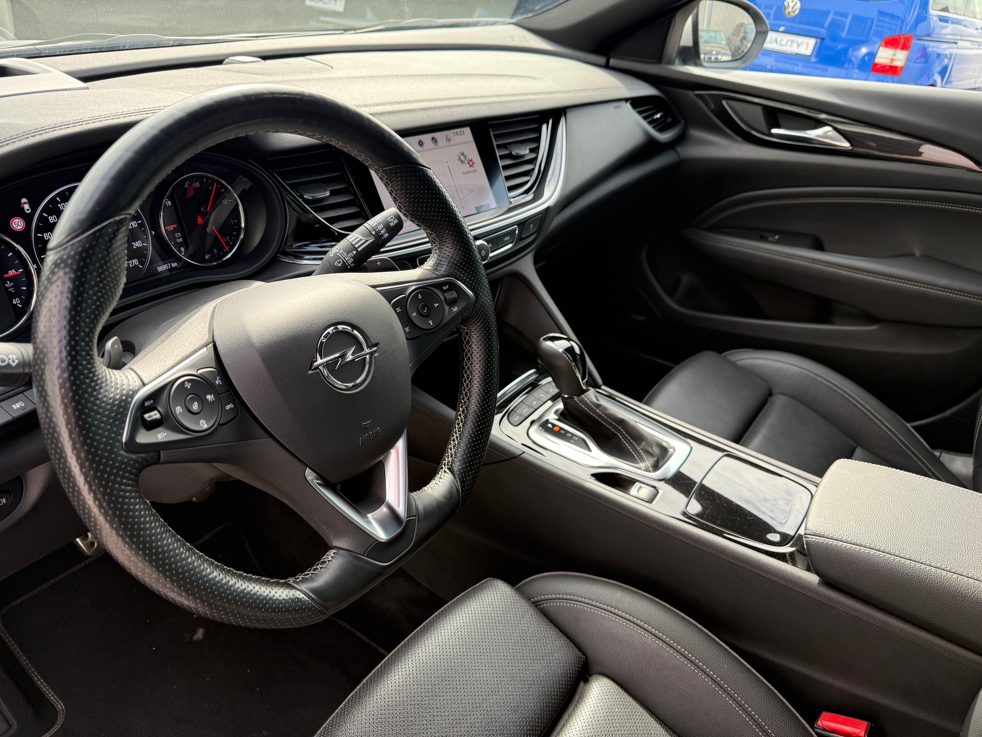 OPEL Insignia 2.0 T Sports Tourer Exclusive 4WD Automat ***SITZLÜFTUNG***-image-7