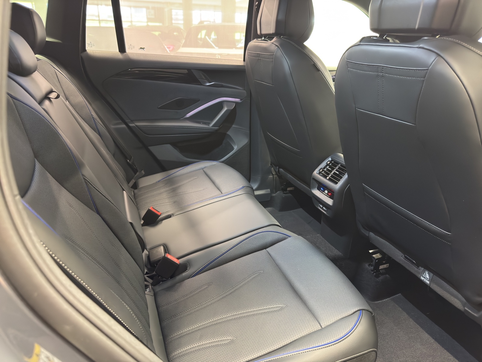 VW Tiguan 2.0 TSI R-Line United DSG 4motion-image-9