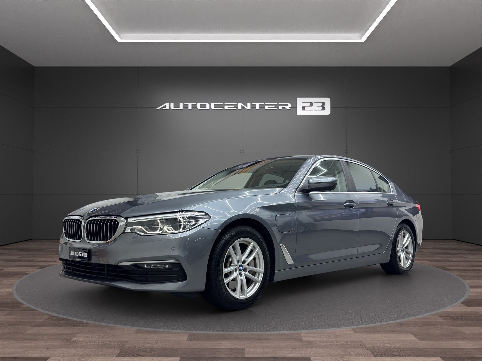 BMW 530e xDrive Steptronic