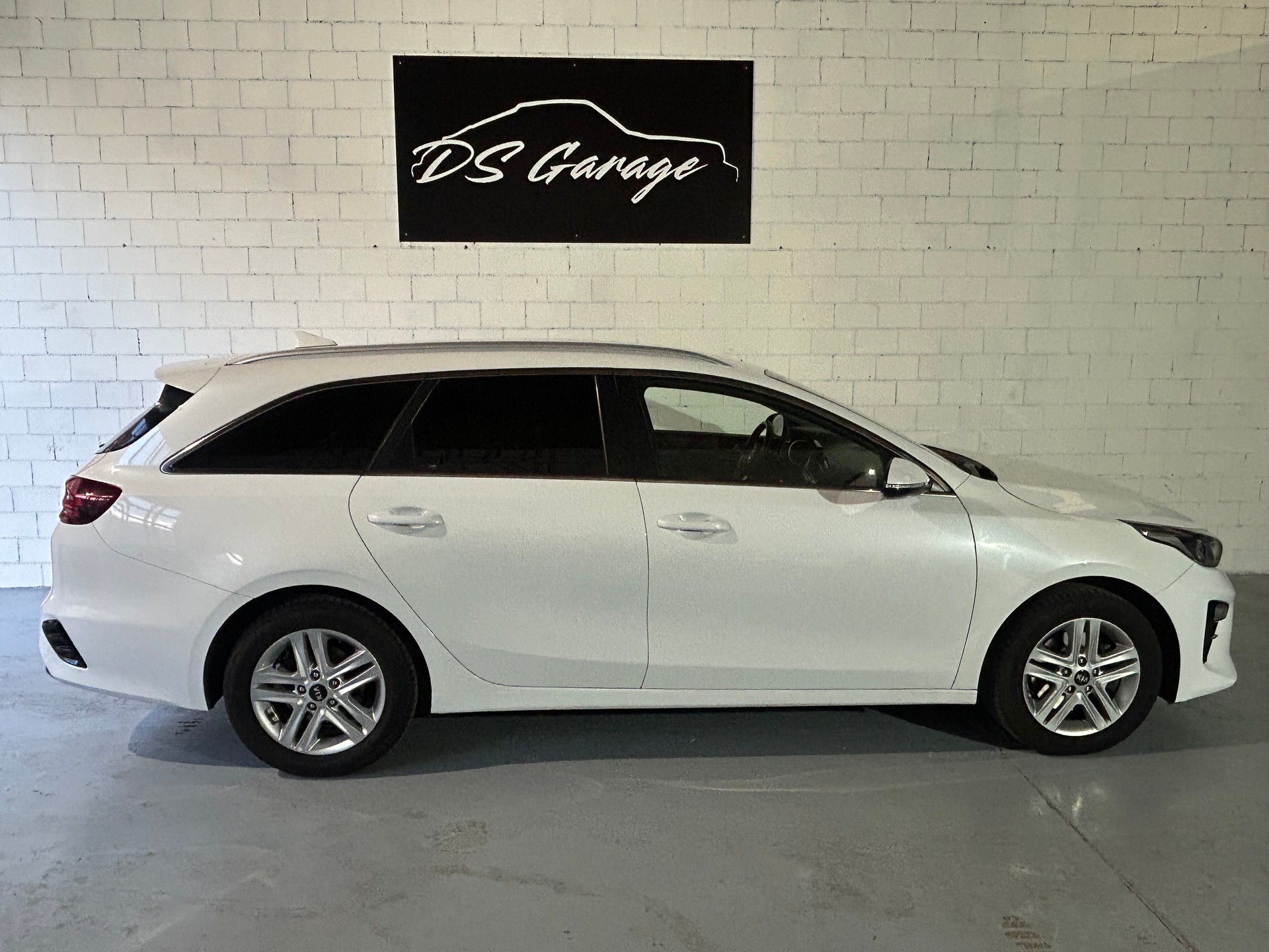 KIA Ceed Sportswagon 1.4 T-GDi Power 25 DCT-image-5