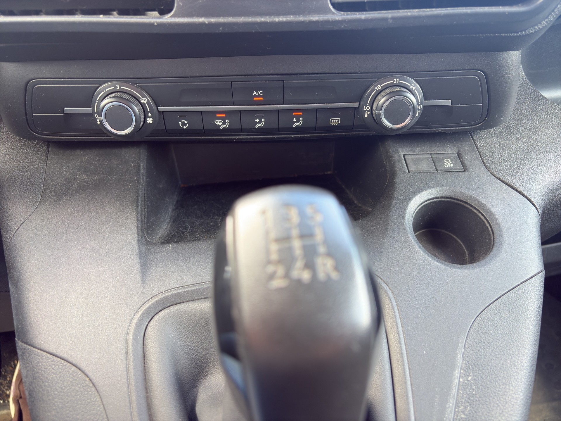 OPEL Combo 1.5 Cargo Dynamic s/s Erhöhte Nutzlast-image-9