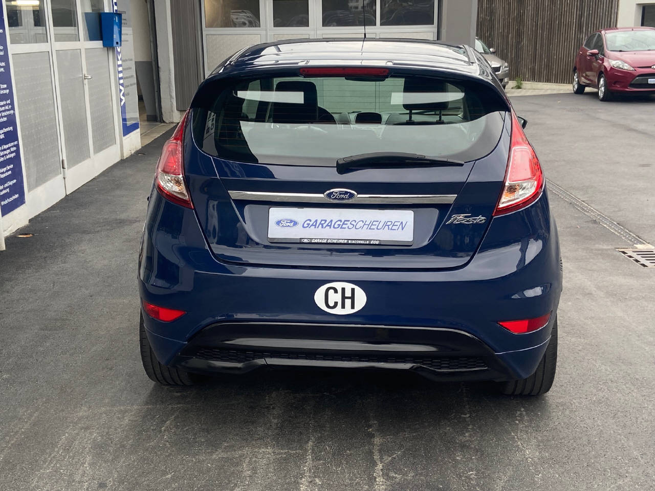 FORD Fiesta 1.0 EcoB 100 Titanium-image-4