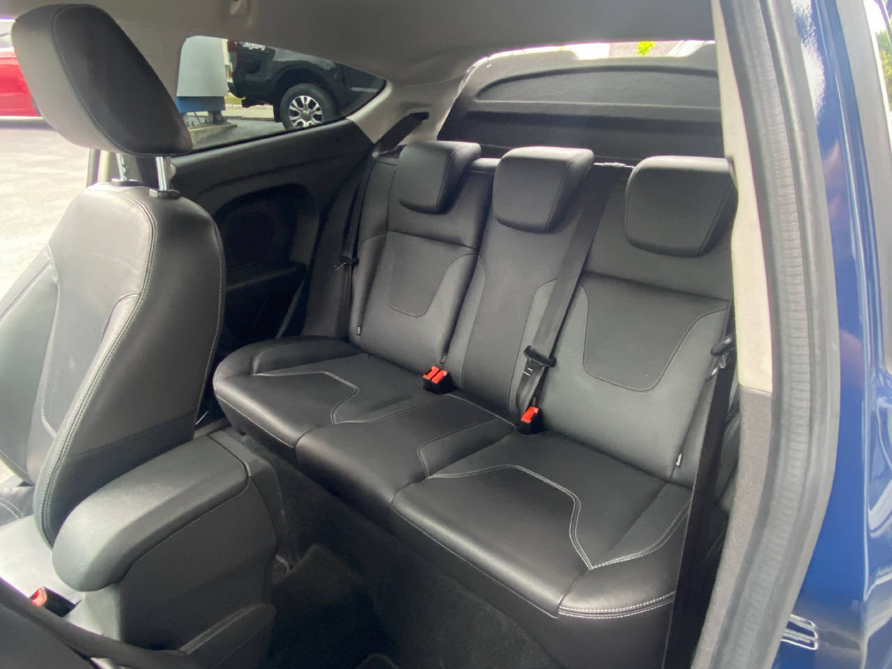 FORD Fiesta 1.0 EcoB 100 Titanium-image-8
