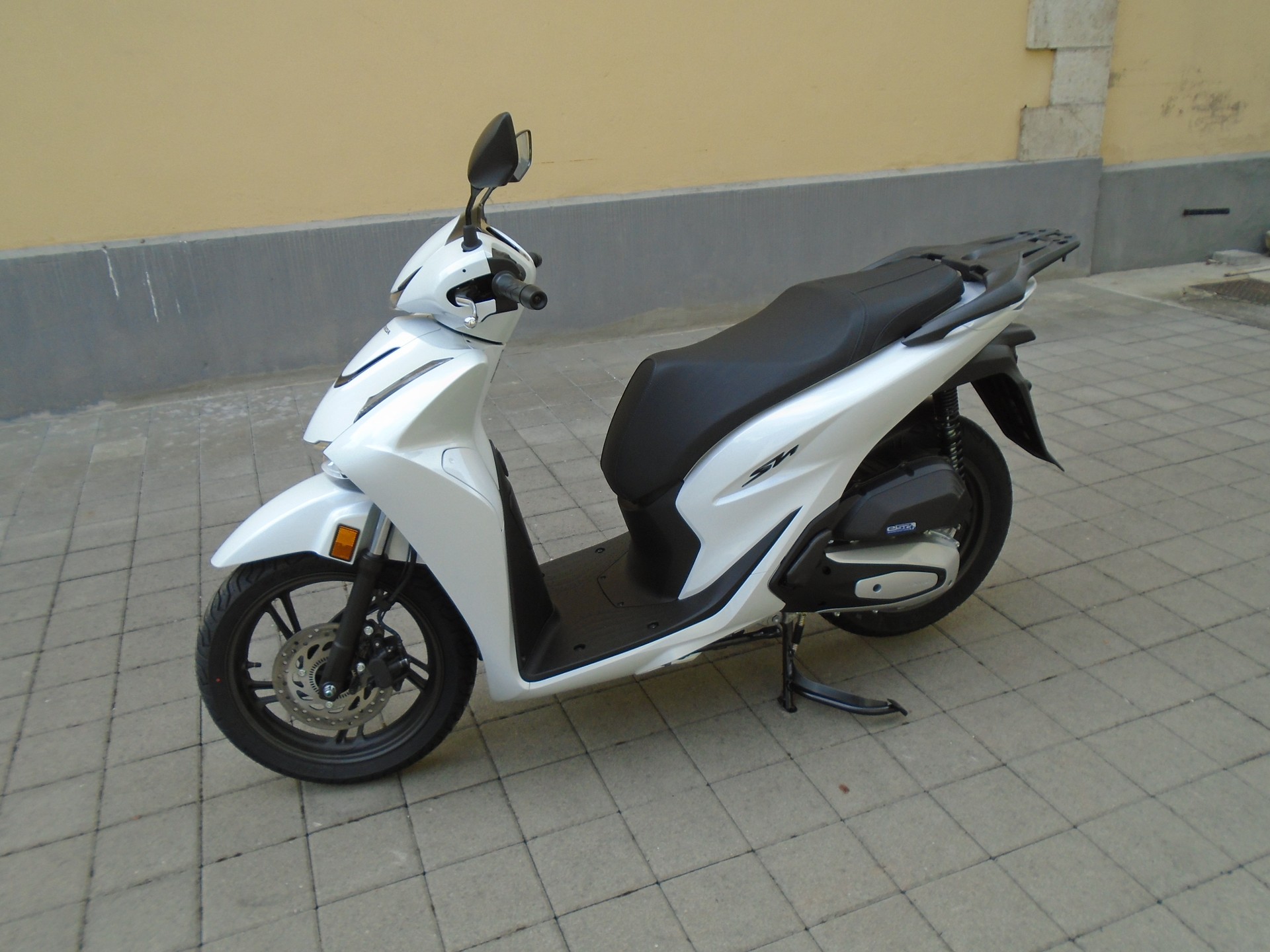 HONDA SH 125 +-image-1