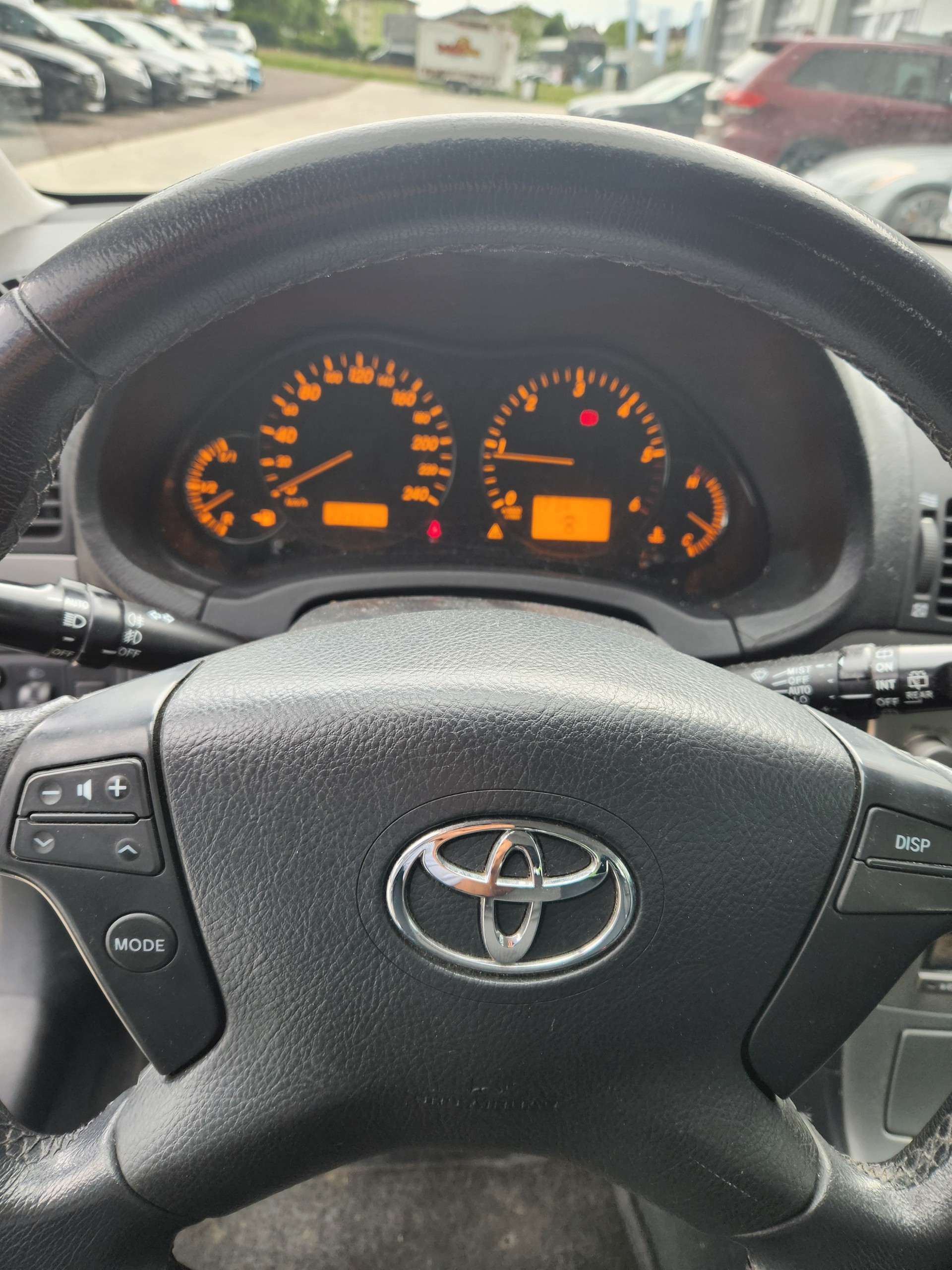 TOYOTA Avensis 2.0 DPF Linea Terra Sportswagon-image-13