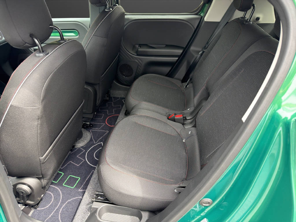 RENAULT Twingo E-Tech Urban Range techno-image-8