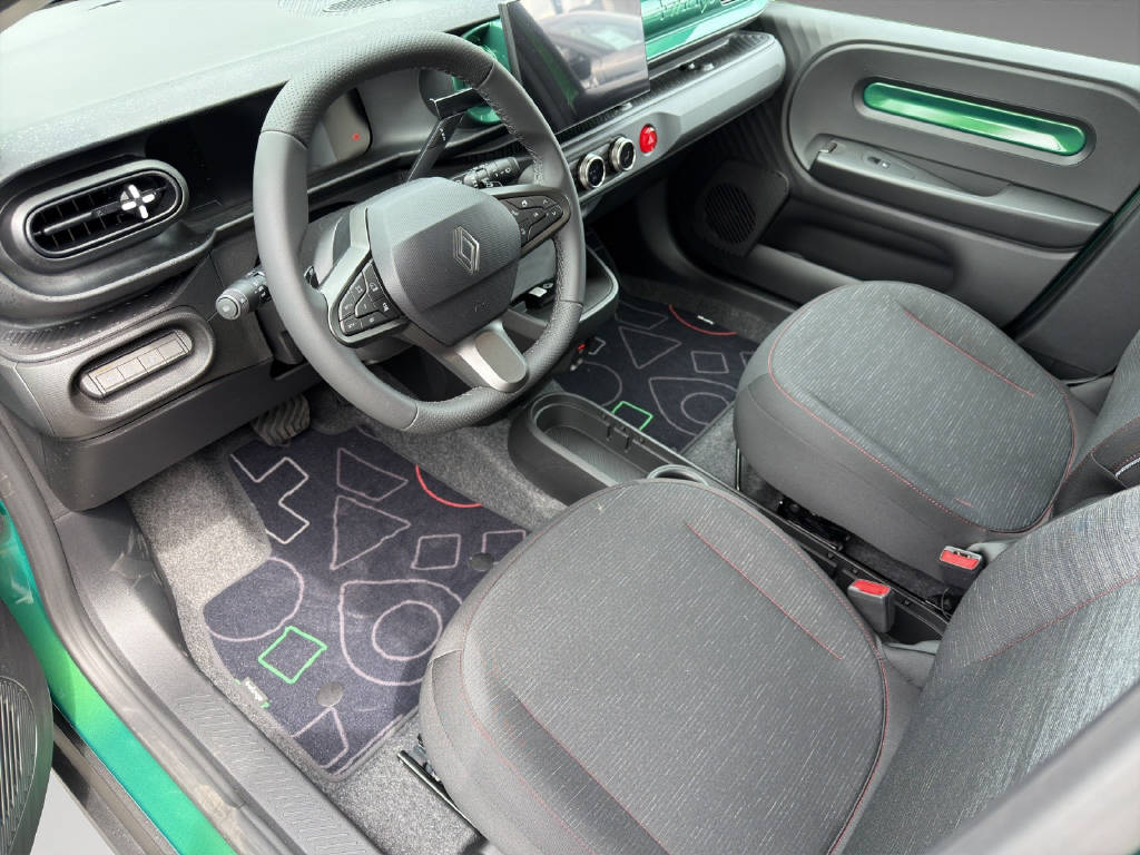 RENAULT Twingo E-Tech Urban Range techno-image-7
