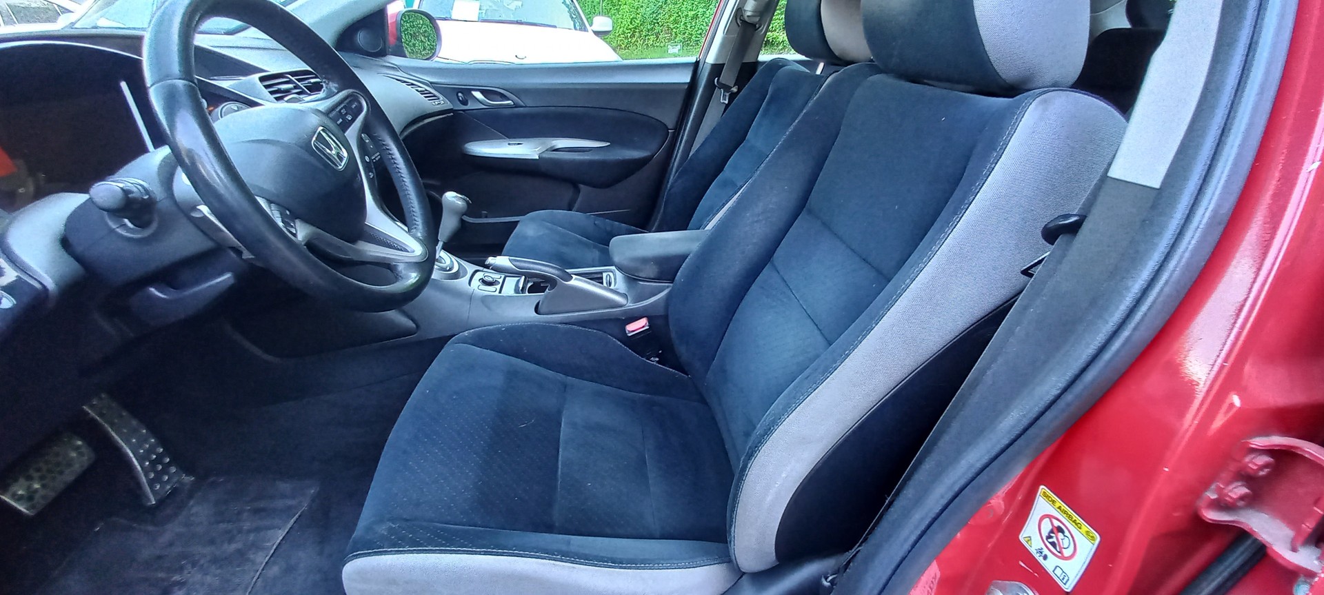 HONDA Civic 1.8i Comfort-image-9