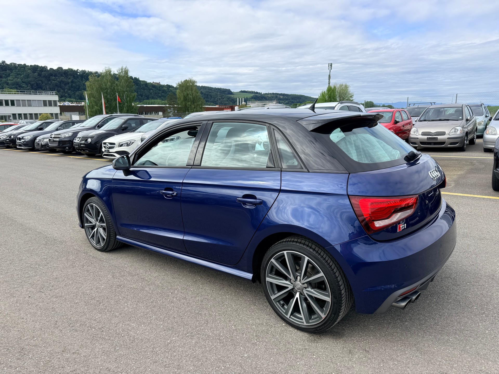 AUDI S1 Sportback 2.0 TFSI Sport quattro-image-15