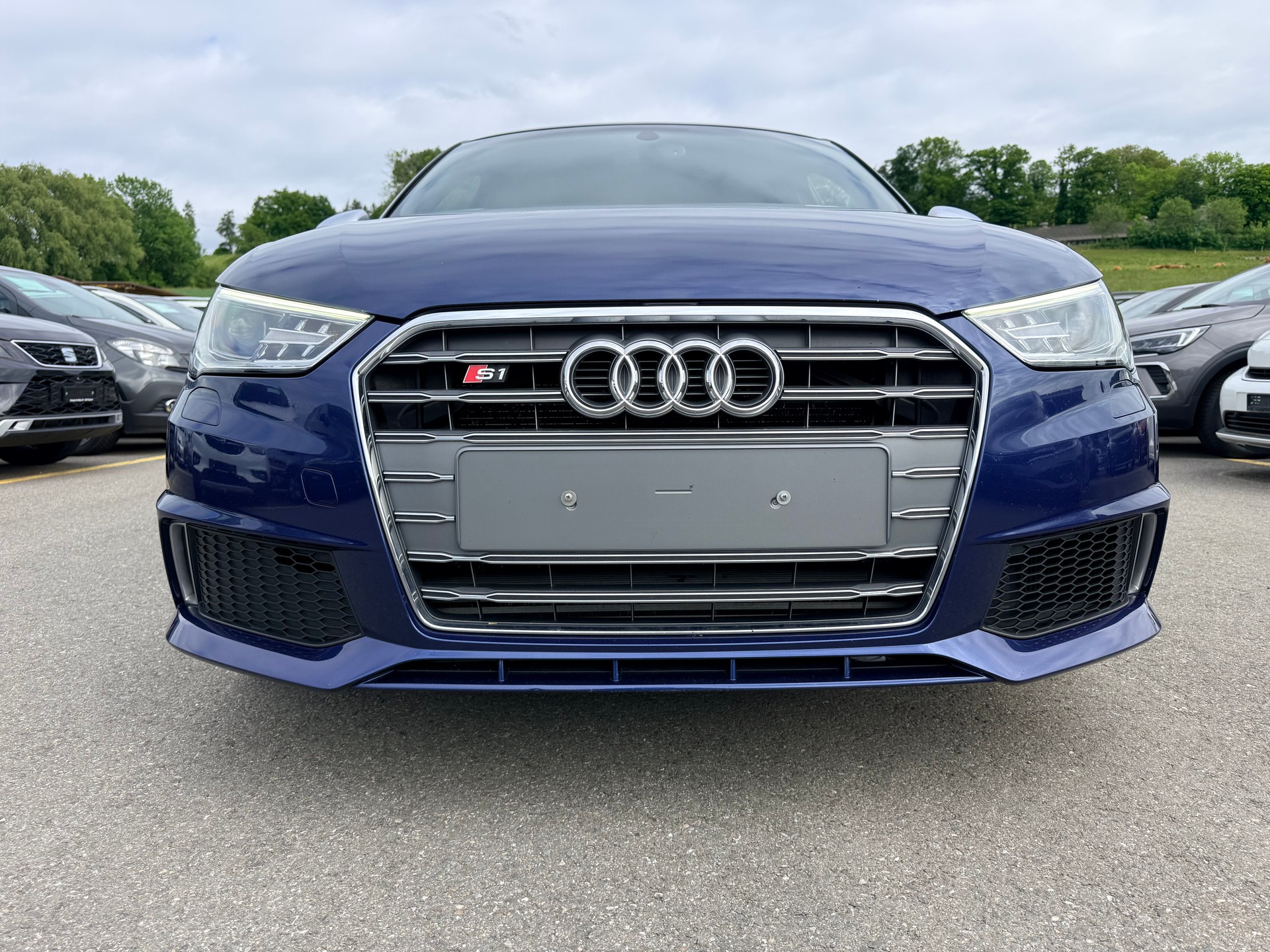 AUDI S1 Sportback 2.0 TFSI Sport quattro-showroom-element-3
