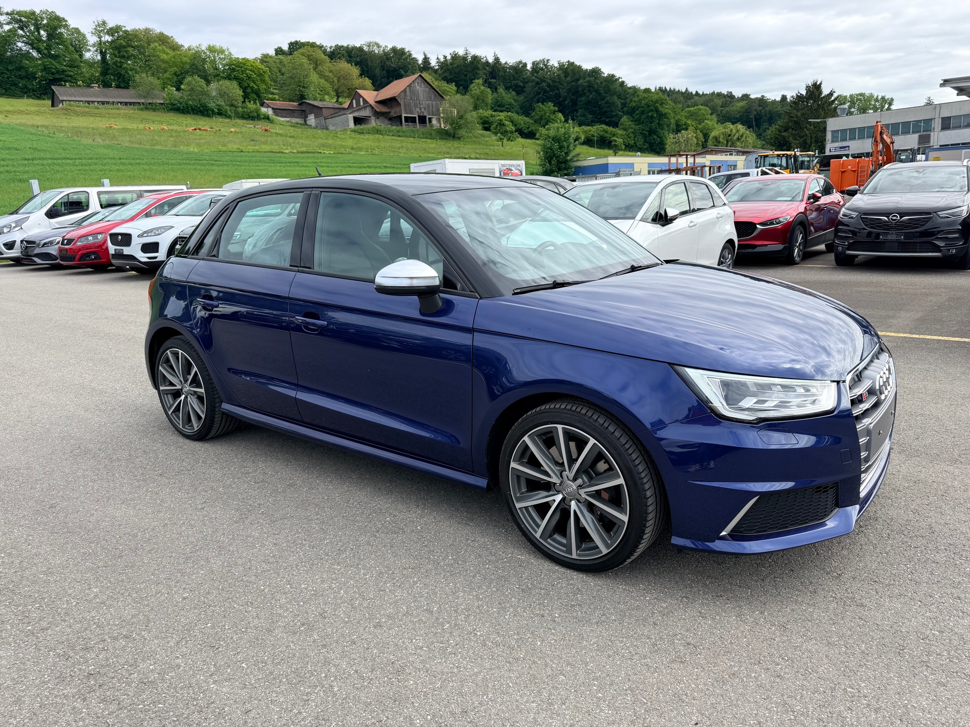 AUDI S1 Sportback 2.0 TFSI Sport quattro-image-7