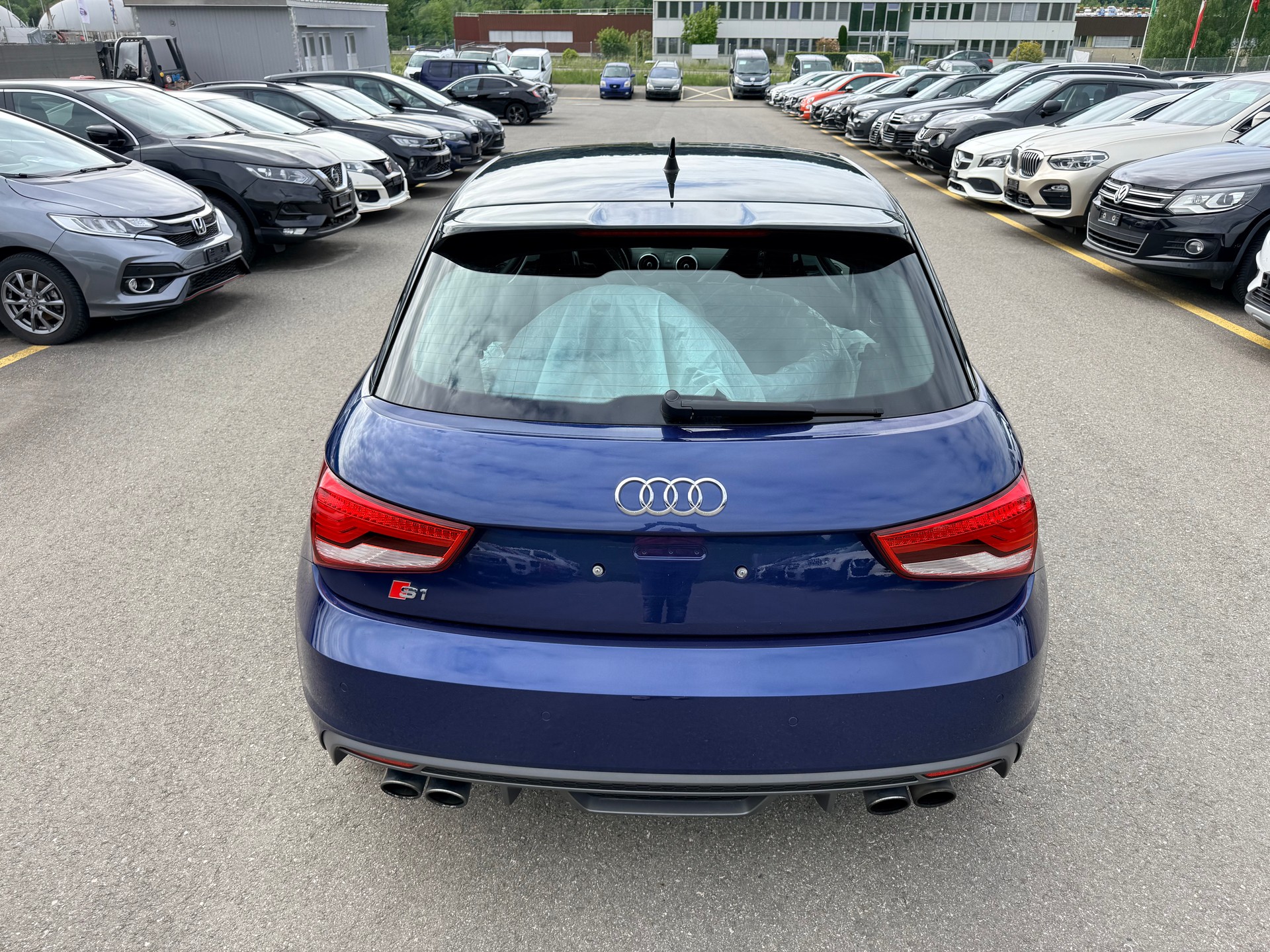 AUDI S1 Sportback 2.0 TFSI Sport quattro-image-13